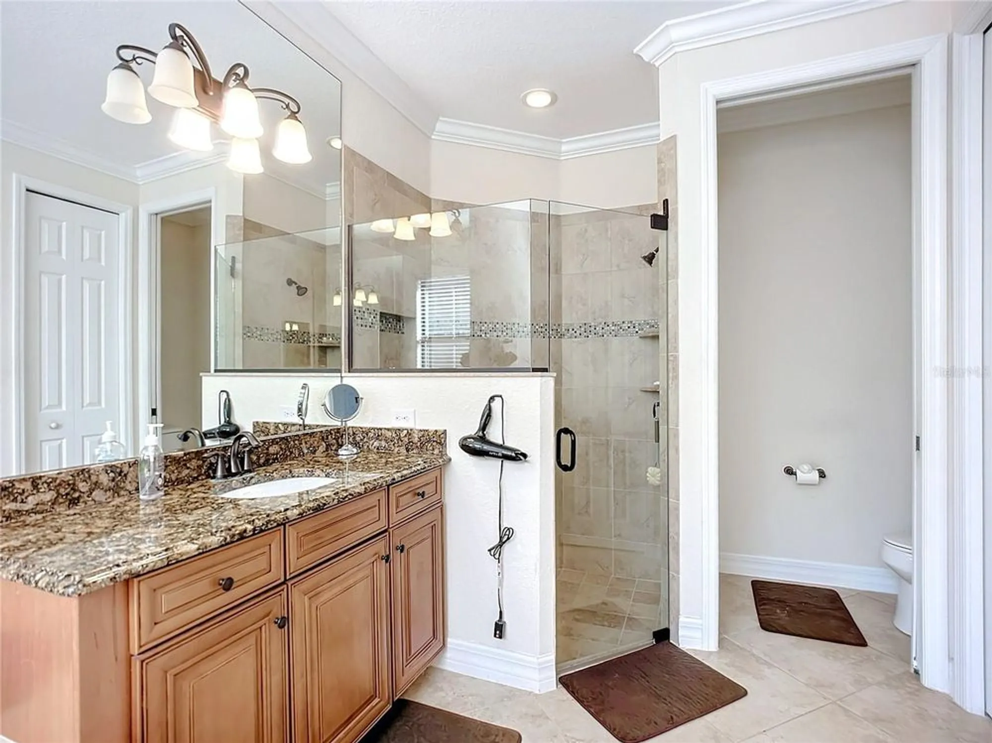 Property Slideshow image 33 of 61 | 2902 aviamar cir, Naples, FL, 34114