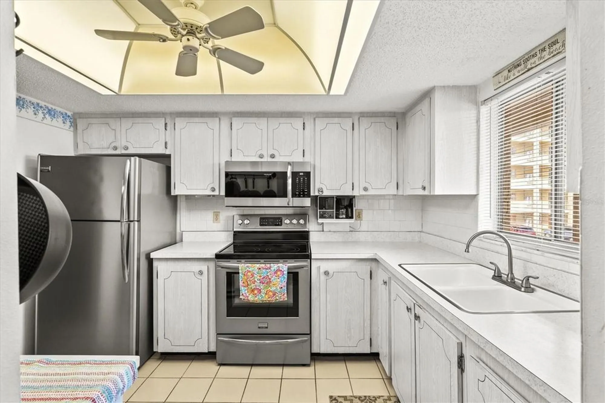 Property Slideshow image 6 of 42 | 3564 lake bayshore dr # 203, Bradenton, FL, 34205