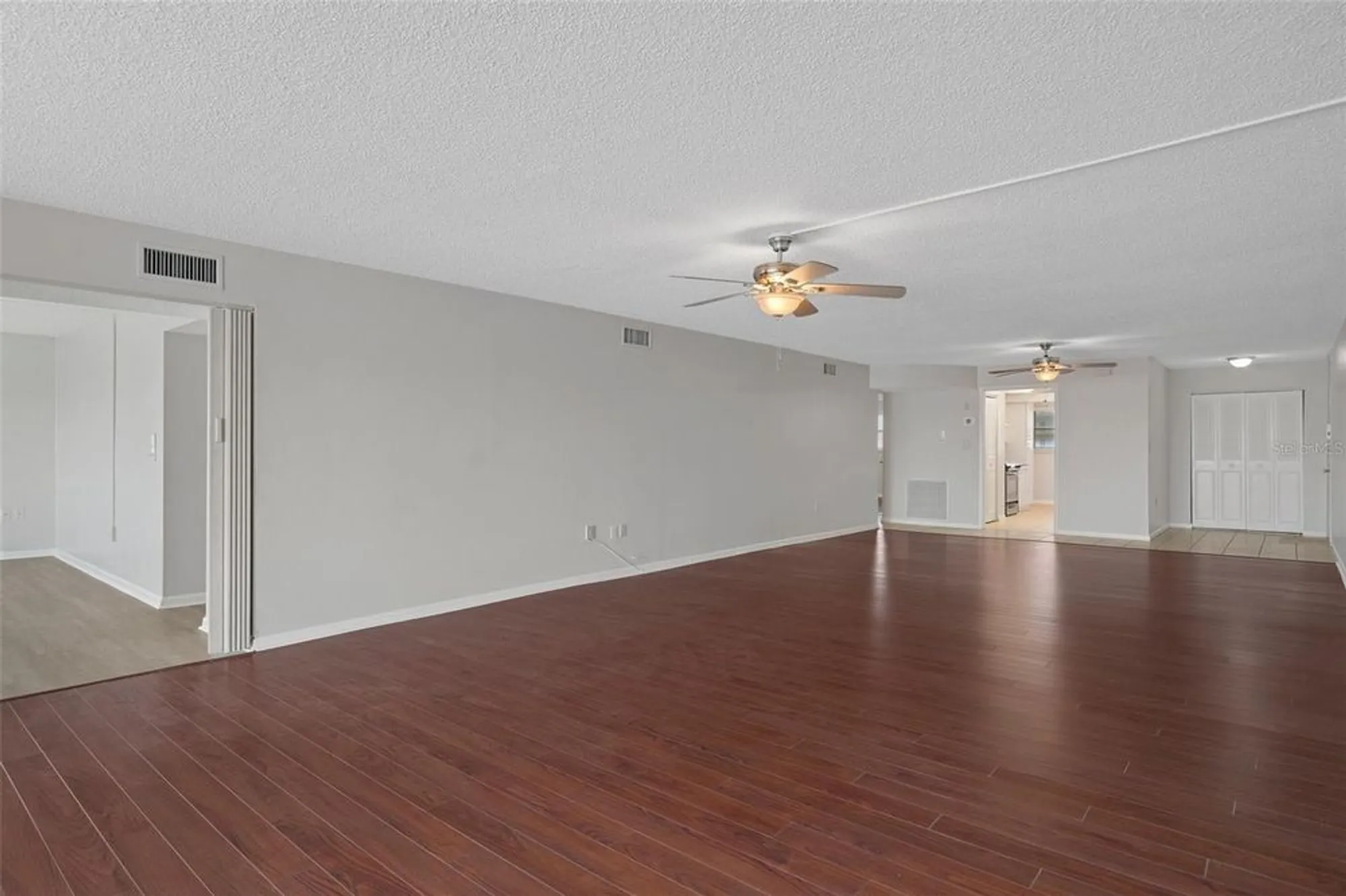 Property Slideshow image 16 of 49 | 5980 shore blvd 312, Gulfport, FL, 33707