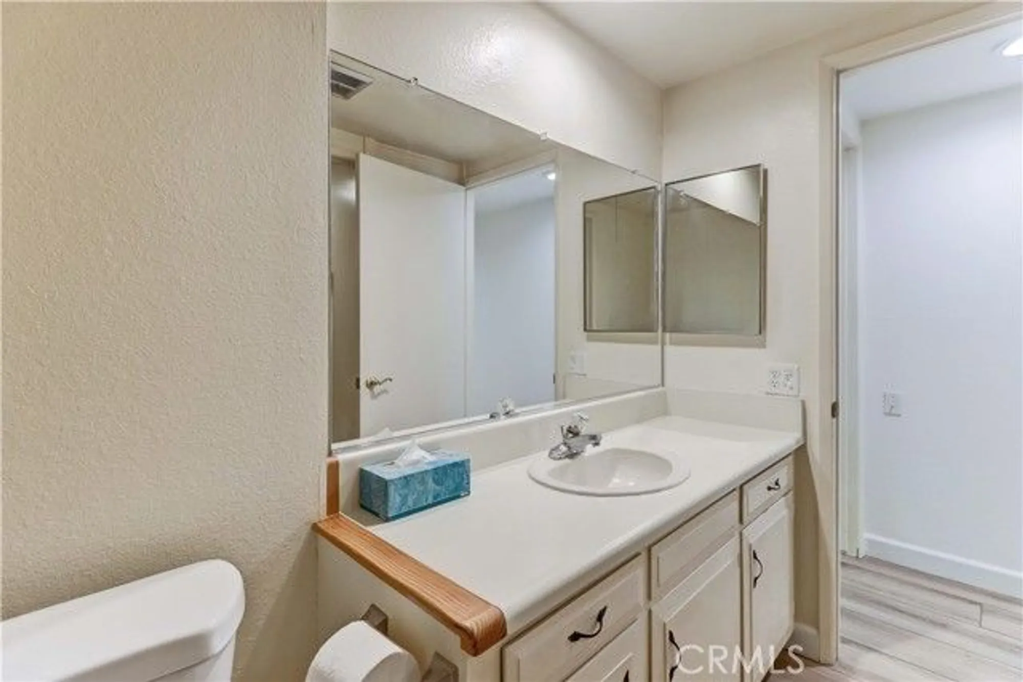 Property Slideshow image 20 of 26 | 335 avenida sevilla b, Laguna Woods, CA, 92637