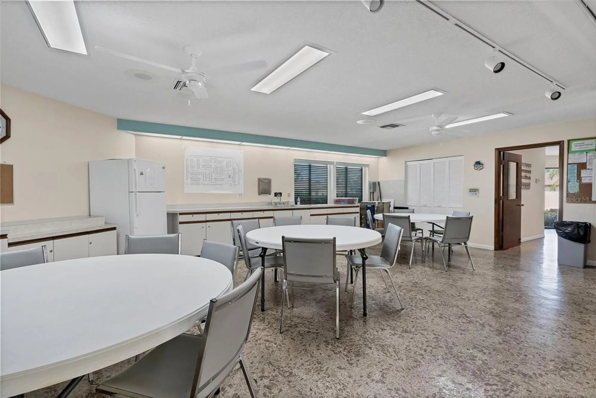 Property Slideshow image 53 of 64 | 603 chestnut ln # 90, Englewood, FL, 34223