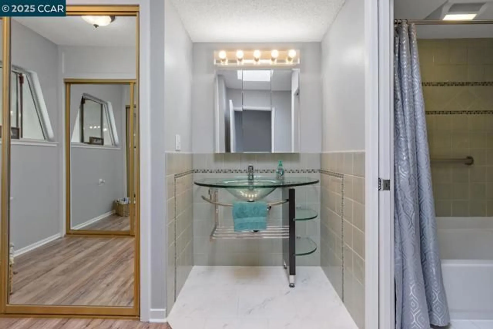 Property Slideshow image 22 of 47 | 1244 singingwood ct 1, Walnut Creek, CA, 94595