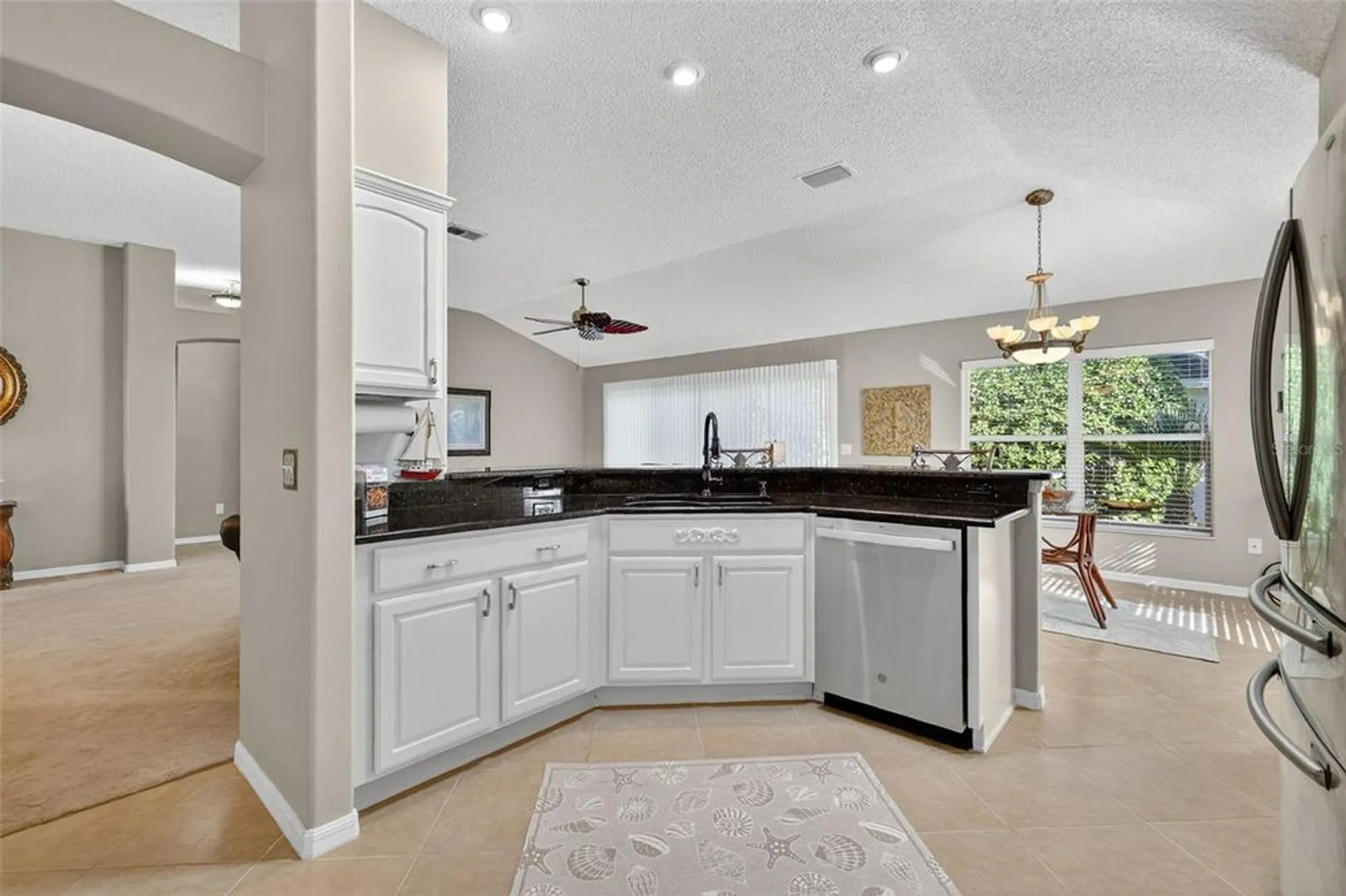 Property Slideshow image 8 of 34 | 17285 se 85th willowick cir, The Villages, FL, 32162