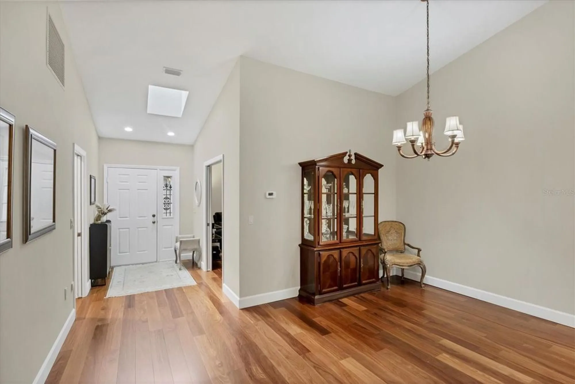 Property Slideshow image 9 of 94 | 7254 oak moss dr 72, Sarasota, FL, 34241
