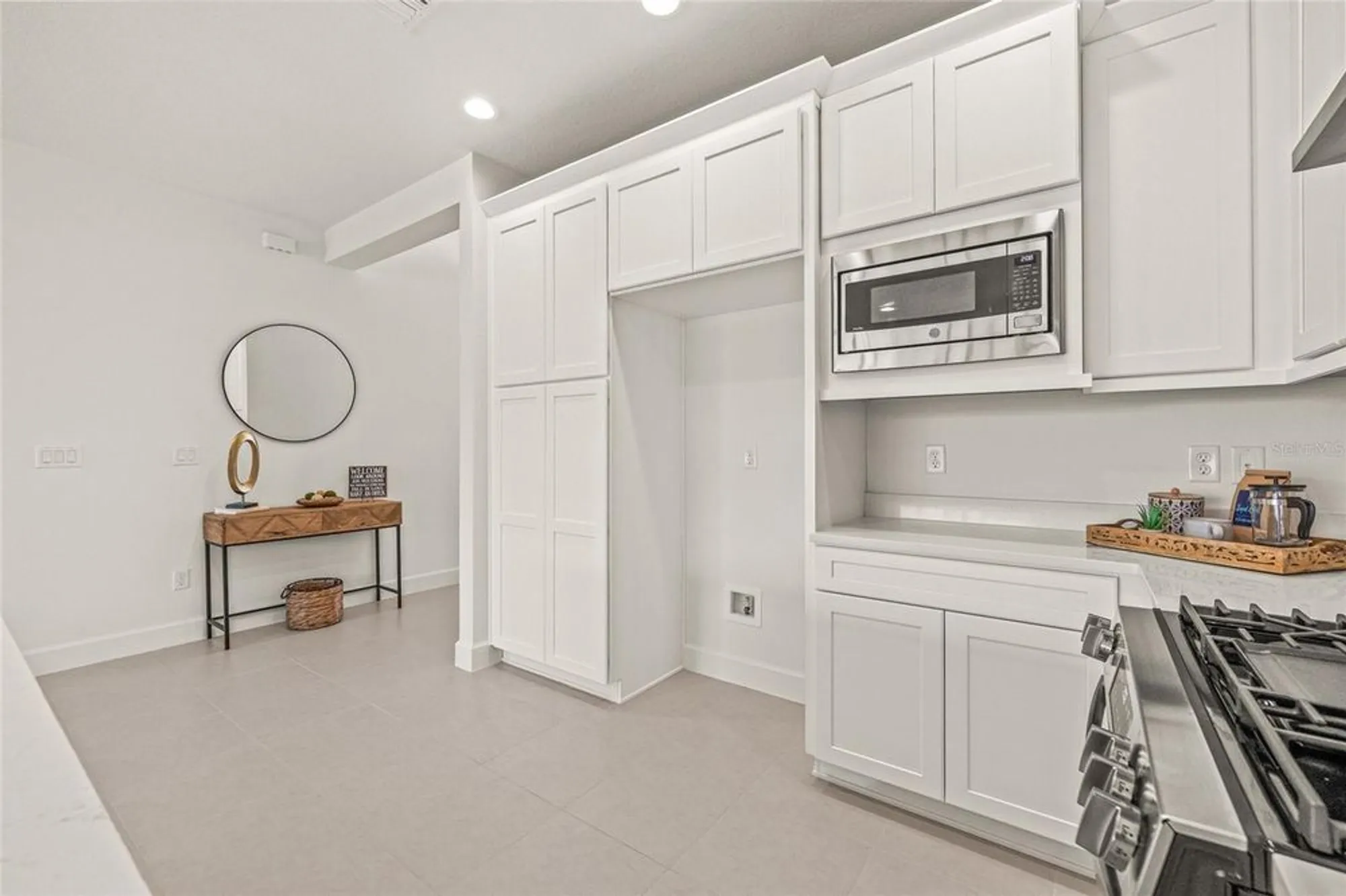 Property Slideshow image 14 of 47 | 32565 veneto pl, Wesley Chapel, FL, 33543