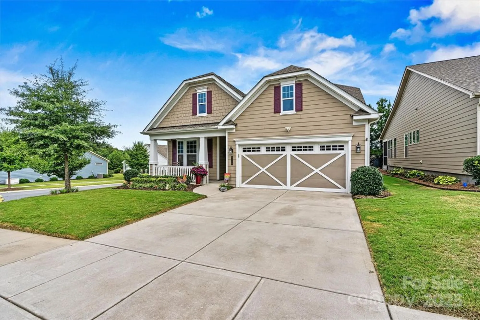 Property Slideshow image 3 of 43 | 8218 festival way, Charlotte, NC, 28215