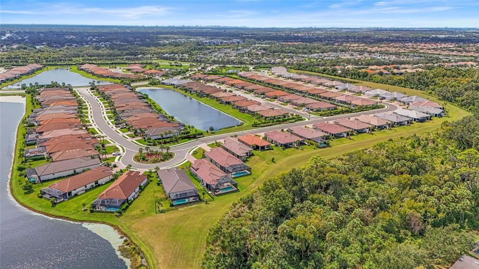 Property Slideshow image 54 of 86 | 6195 mesa gln, Bradenton, FL, 34203