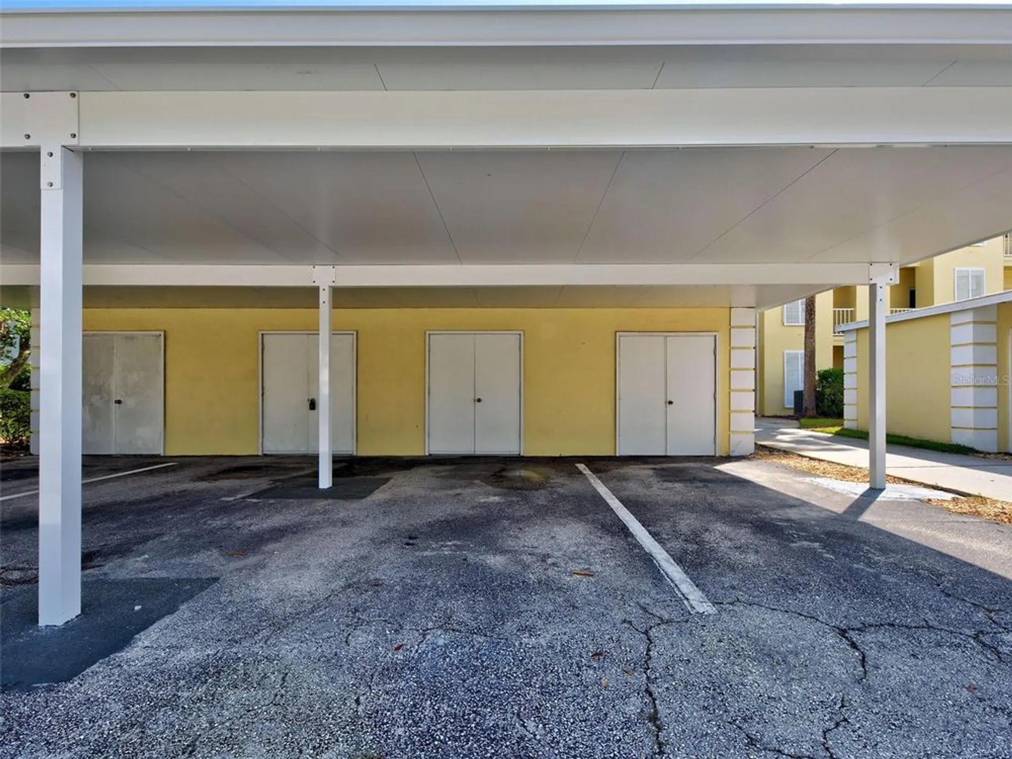 Property Slideshow image 40 of 54 | 406 cerromar cir 222, Venice, FL, 34293