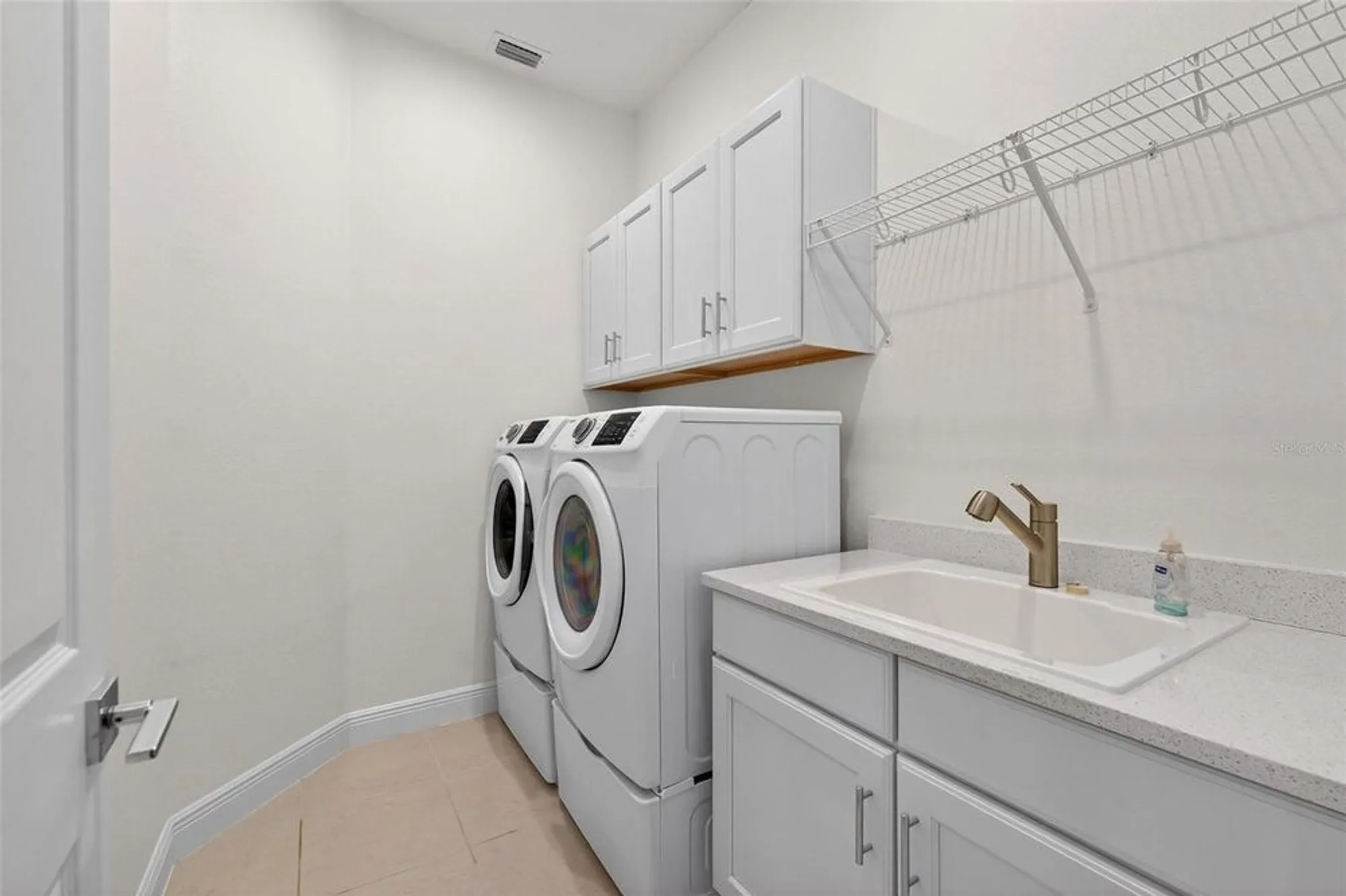 Property Slideshow image 61 of 95 | 8677 bridgeport bay cir, Mount Dora, FL, 32757