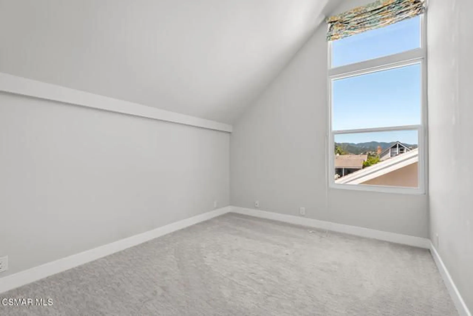 Property Slideshow image 21 of 44 | 32141 lake meadow ln, Westlake Village, CA, 91361