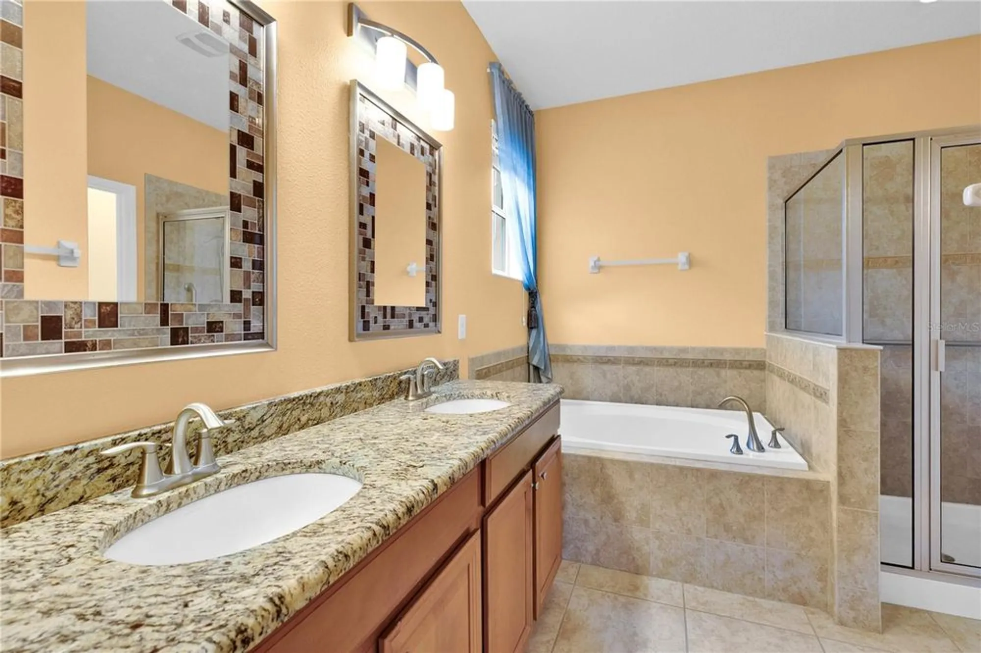 Property Slideshow image 17 of 35 | 3677 serena ln, Clermont, FL, 34711