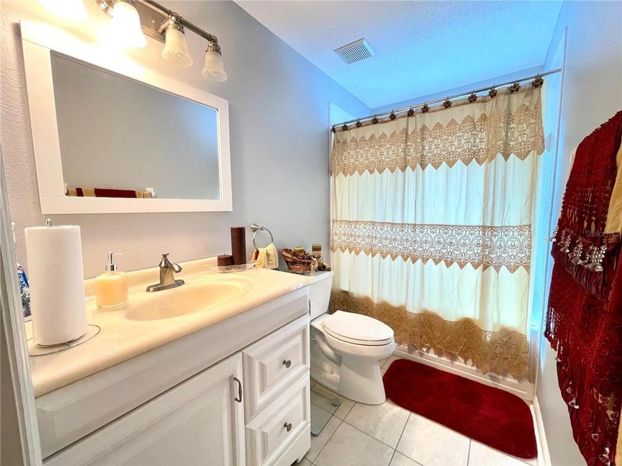 Property Slideshow image 39 of 45 | 6323 silver lakes dr, Lakeland, FL, 33810