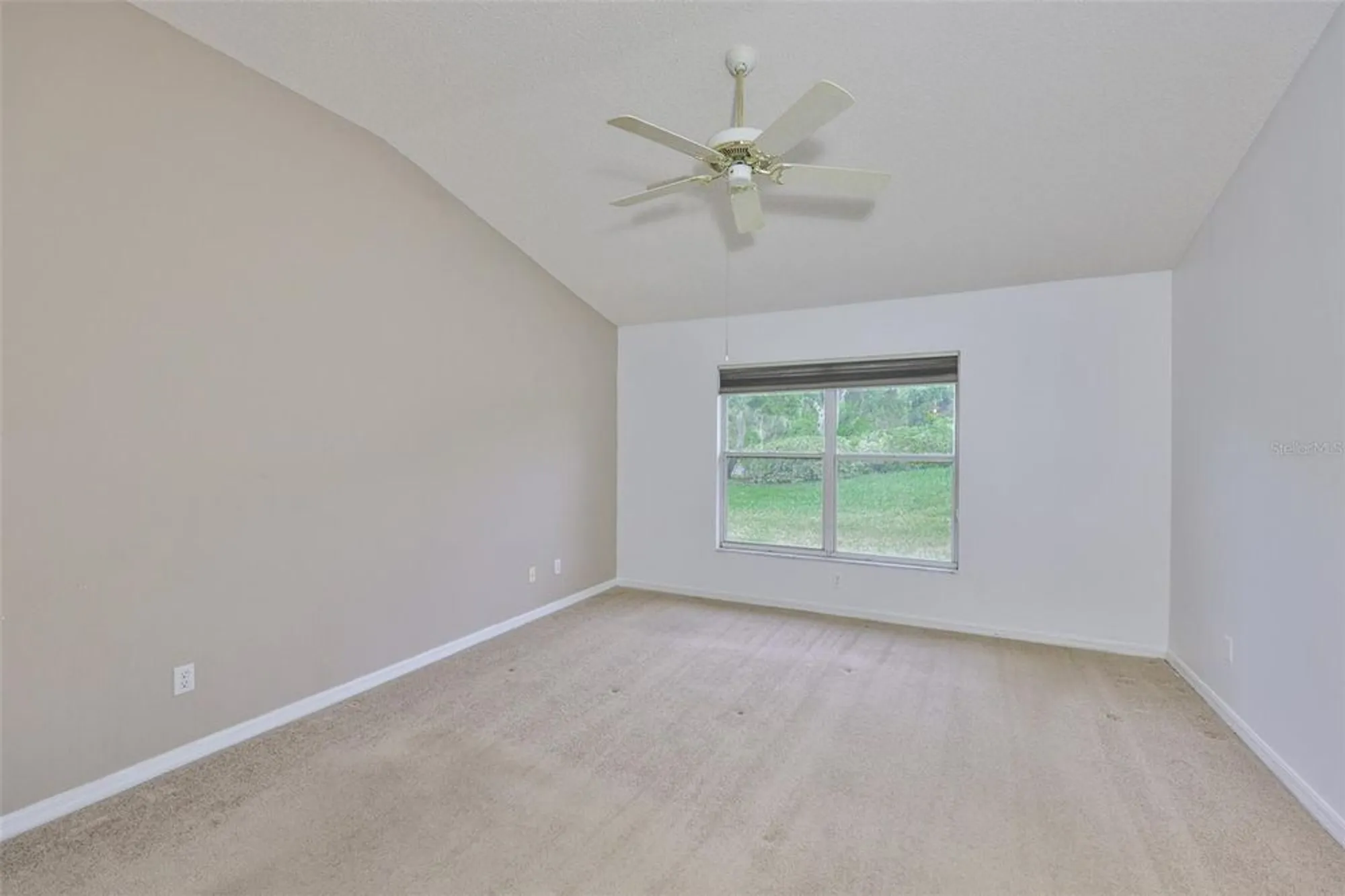 Property Slideshow image 26 of 59 | 920 villeroy greens dr, Sun City Center, FL, 33573