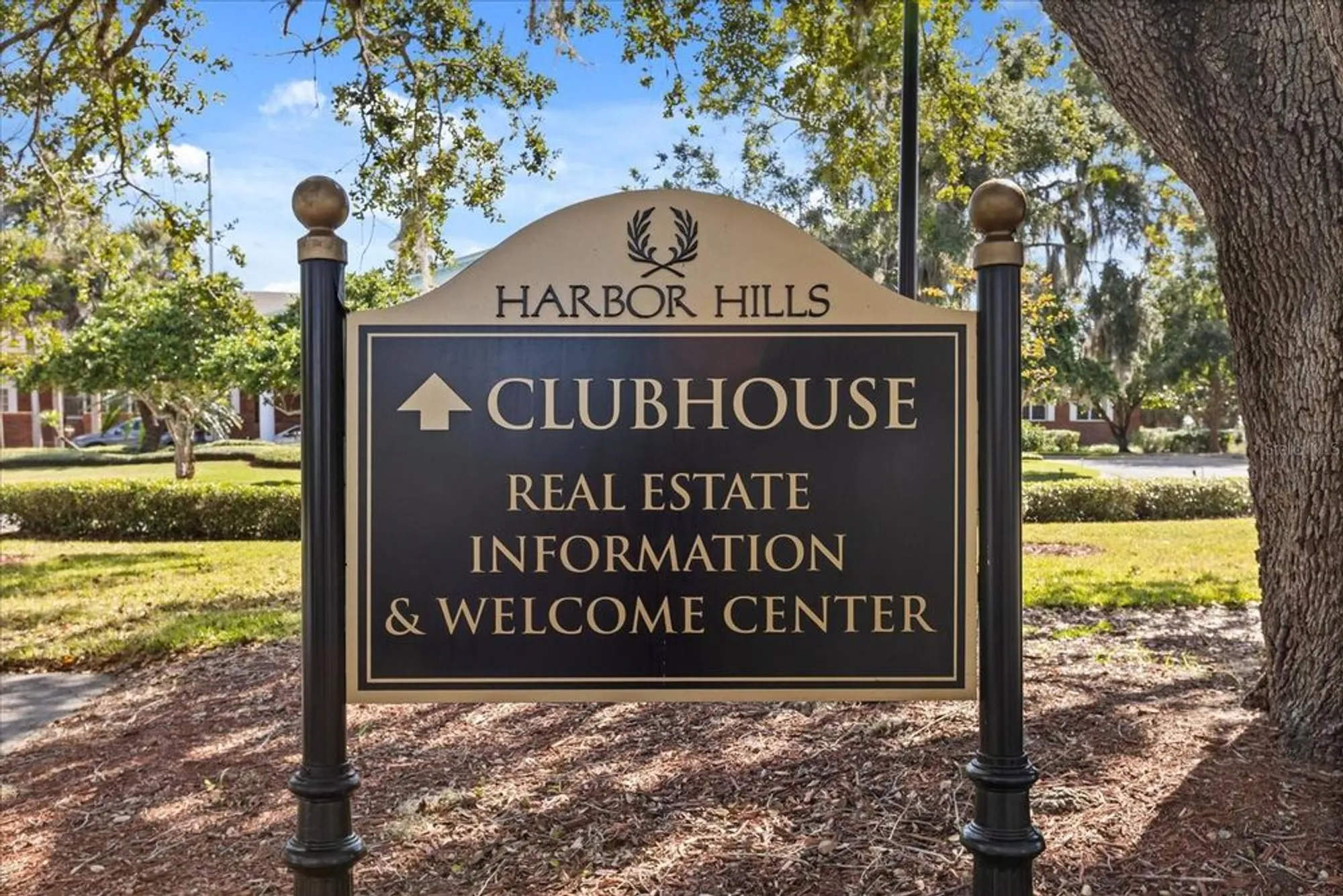 Property Slideshow image 37 of 52 | 5435 grove mnr, Lady Lake, FL, 32159