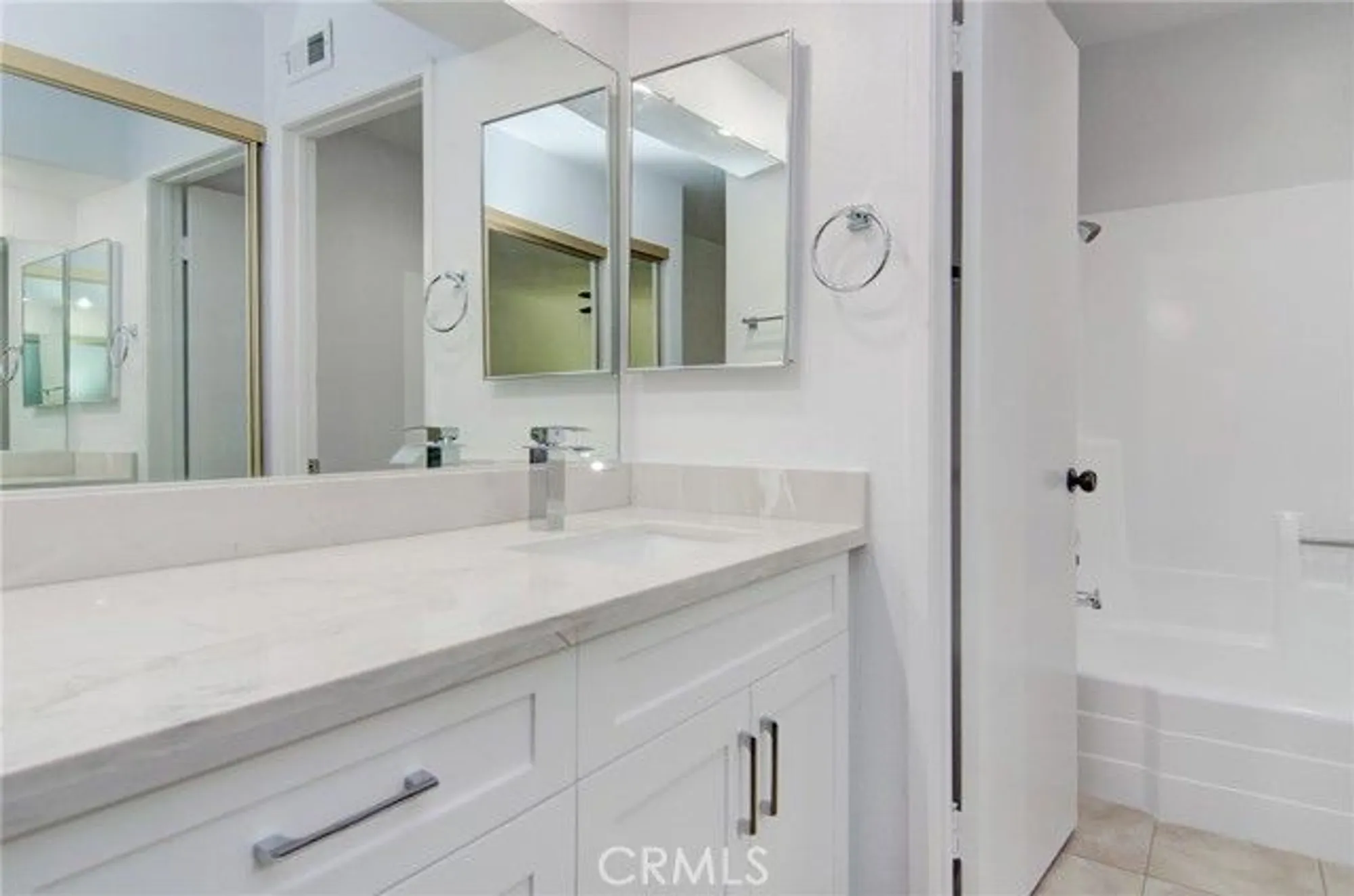 Property Slideshow image 19 of 24 | 8566 larkhall cir 809d, Huntington Beach, CA, 92646