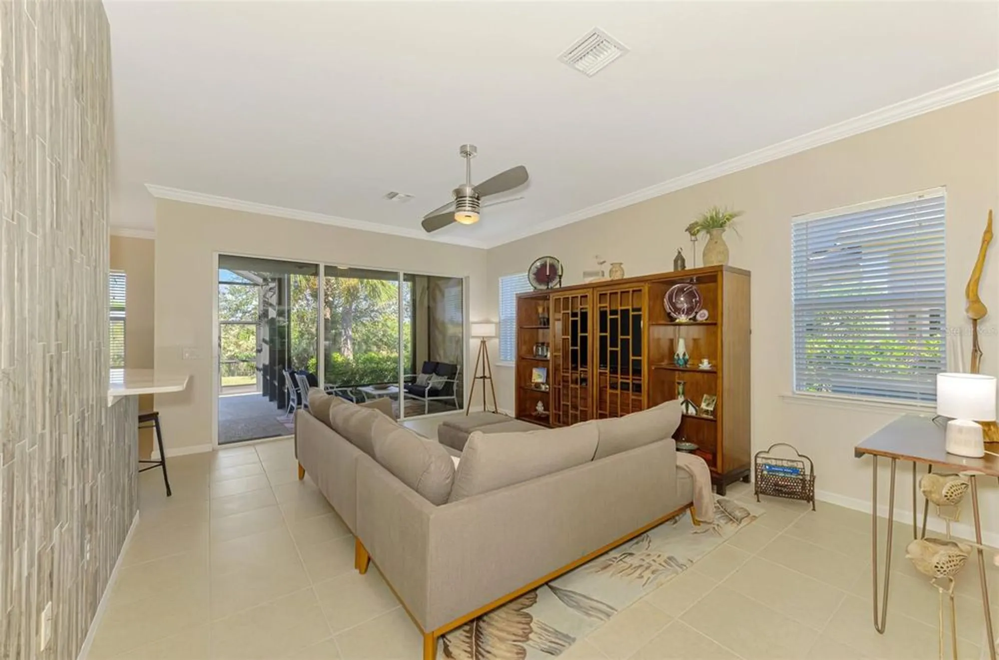 Property Slideshow image 11 of 89 | 4751 club dr, Port Charlotte, FL, 33953