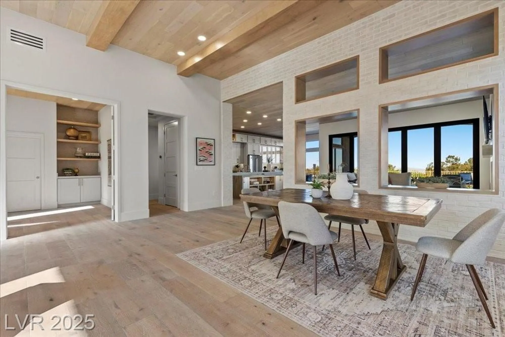 Property Slideshow image 12 of 78 | 2508 faiss dr, Las Vegas, NV, 89134