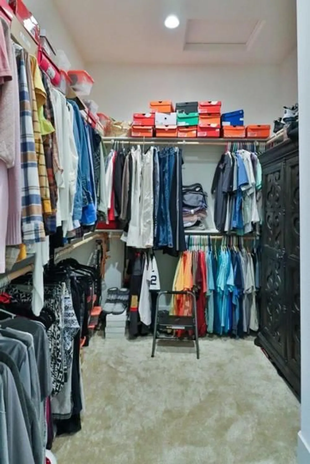 Property Slideshow image 23 of 52 | 2102 white oak dr, Hollister, CA, 95023