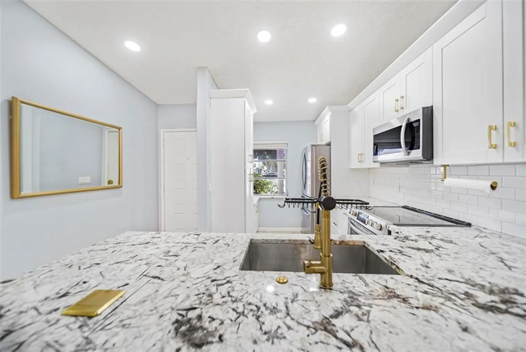 Property Slideshow image 2 of 34 | 18527 horizon ave b, Boca Raton, FL, 33496