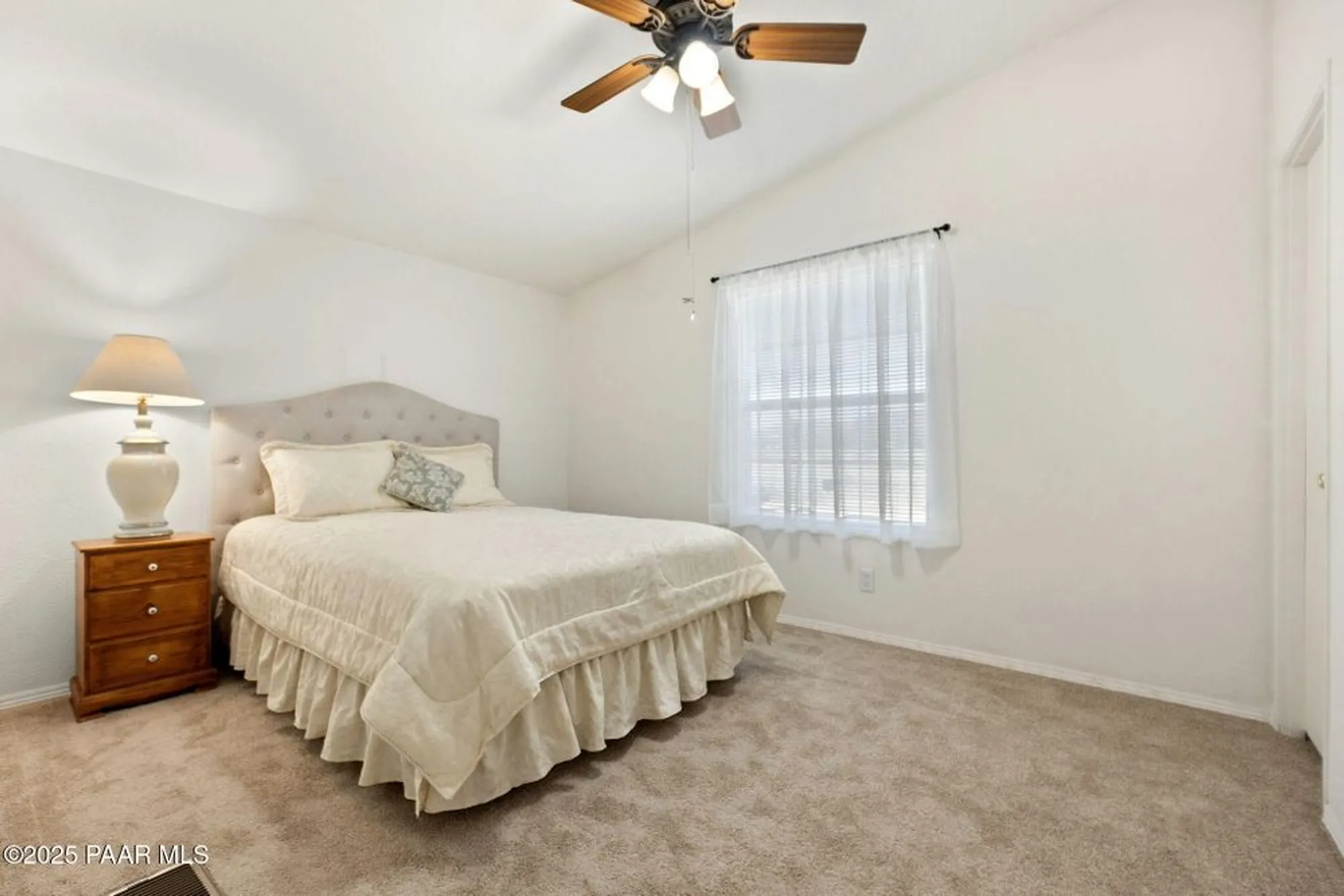 Property Slideshow image 15 of 22 | 547 n vermillion dr, Dewey-Humboldt, AZ, 86327