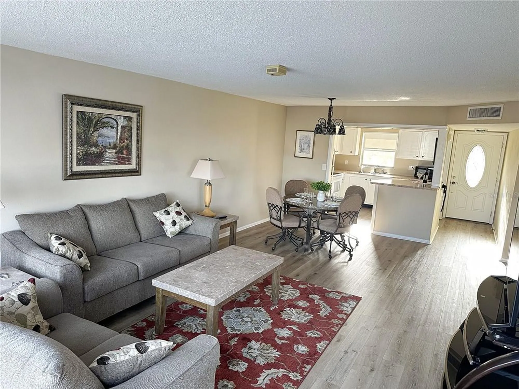 Property Slideshow image 9 of 32 | 4725 cove cir apt 309, Saint Petersburg, FL, 33708