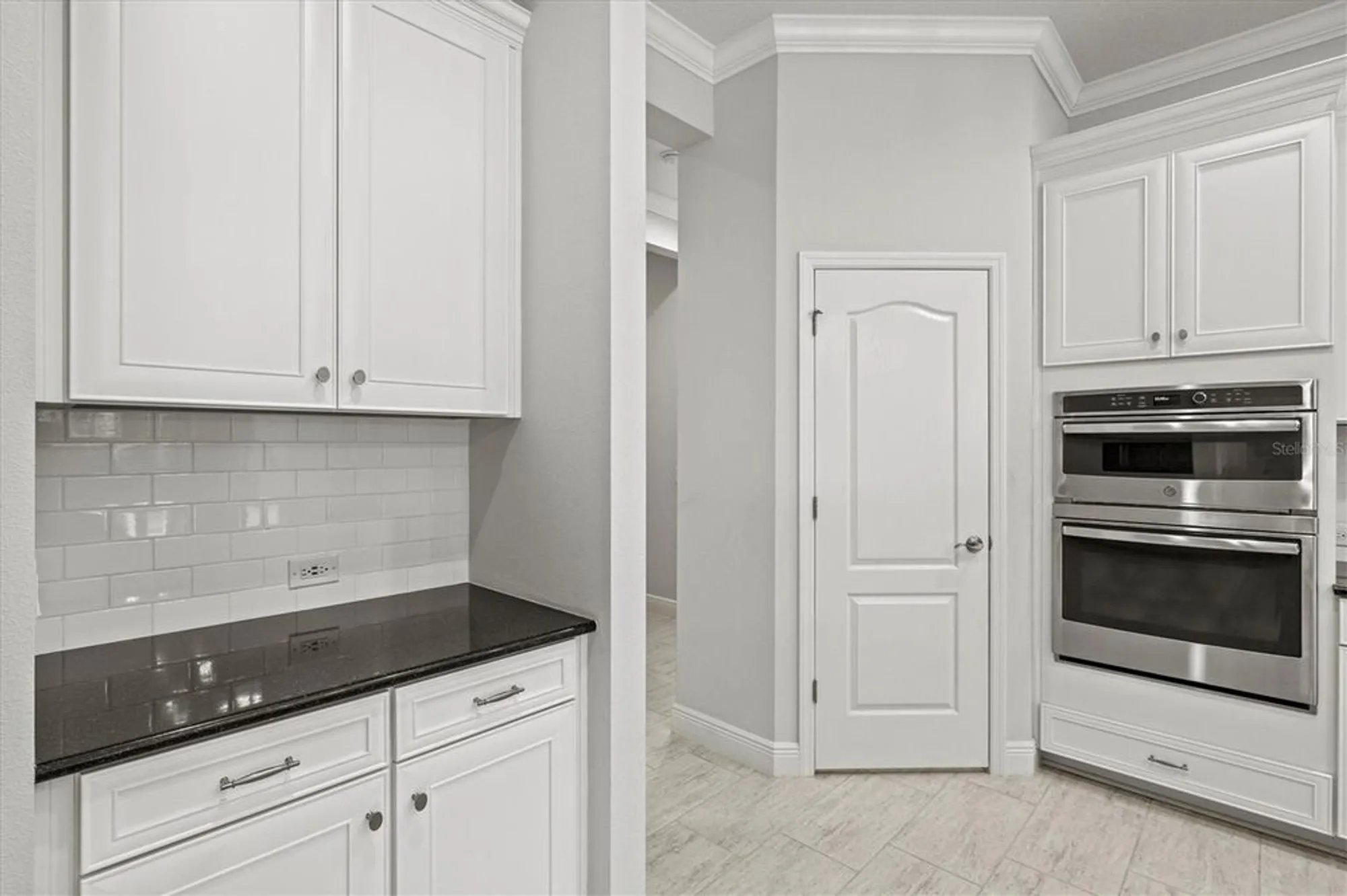 Property Slideshow image 13 of 85 | 12301 auburndale ct, Venice, FL, 34293