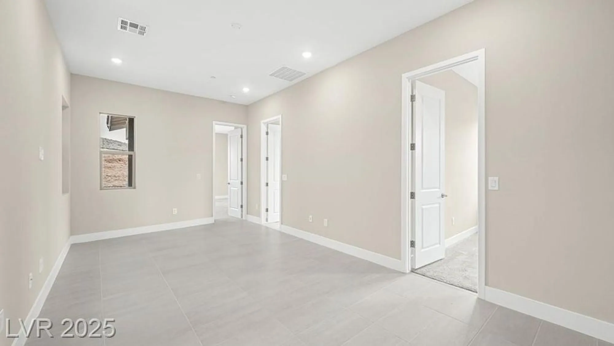 Property Slideshow image 21 of 56 | 235 paraggi bay dr, Henderson, NV, 89011