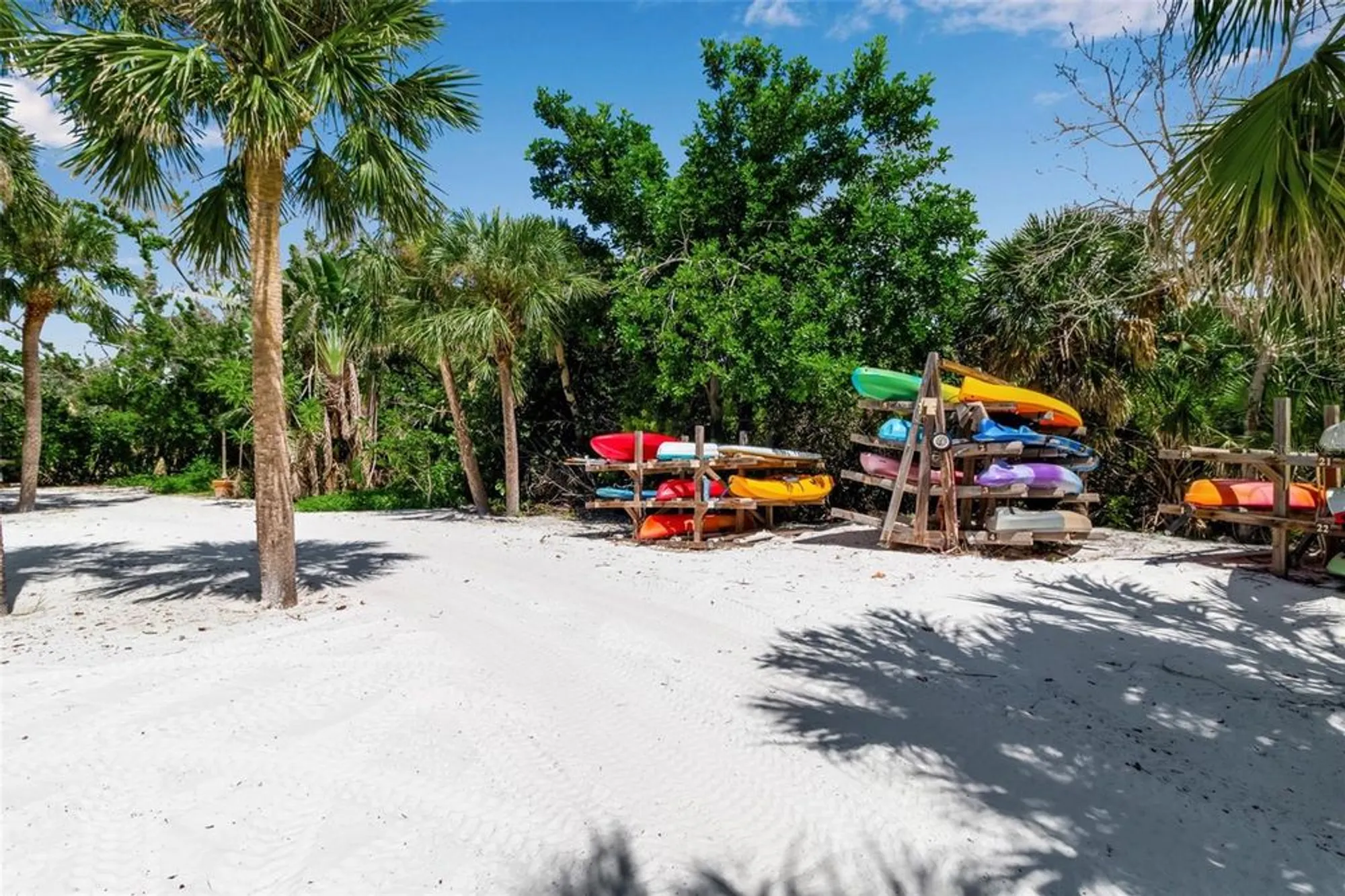 Property Slideshow image 24 of 29 | 19 whispering sands dr 203, Sarasota, FL, 34242