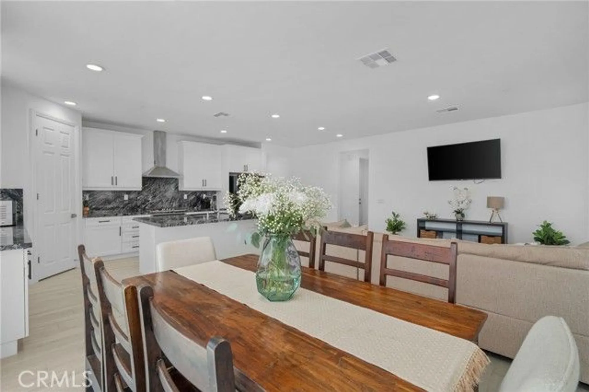 Property Slideshow image 13 of 39 | 24205 selwood dr, Corona, CA, 92883