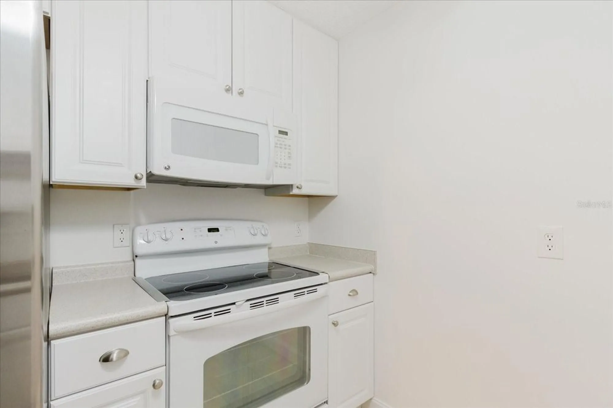 Property Slideshow image 21 of 63 | 2209 grenadier dr, Sun City Center, FL, 33573