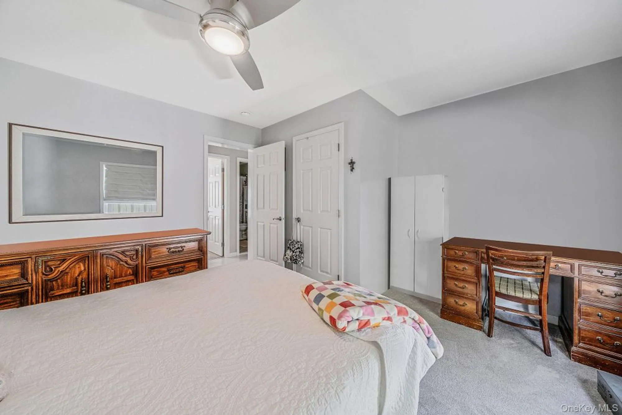 Property Slideshow image 31 of 48 | 1407 middle rd unit 258, Calverton, NY, 11933