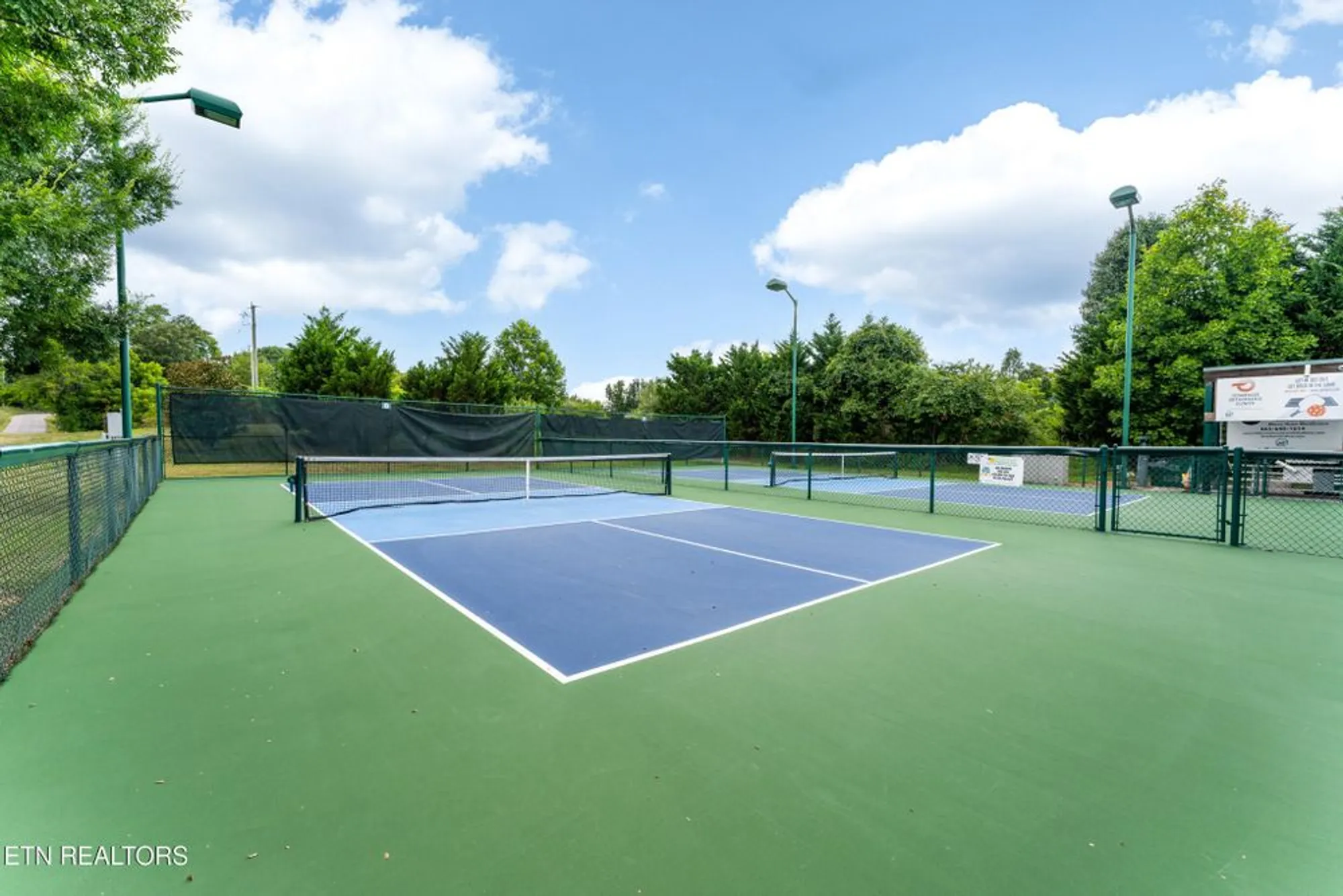 Property Slideshow image 48 of 58 | 123 inata cir, Loudon, TN, 37774