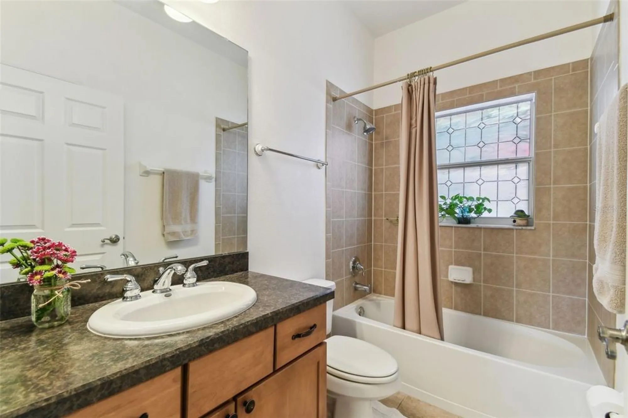 Property Slideshow image 44 of 72 | 217 sorrento rd, Kissimmee, FL, 34759