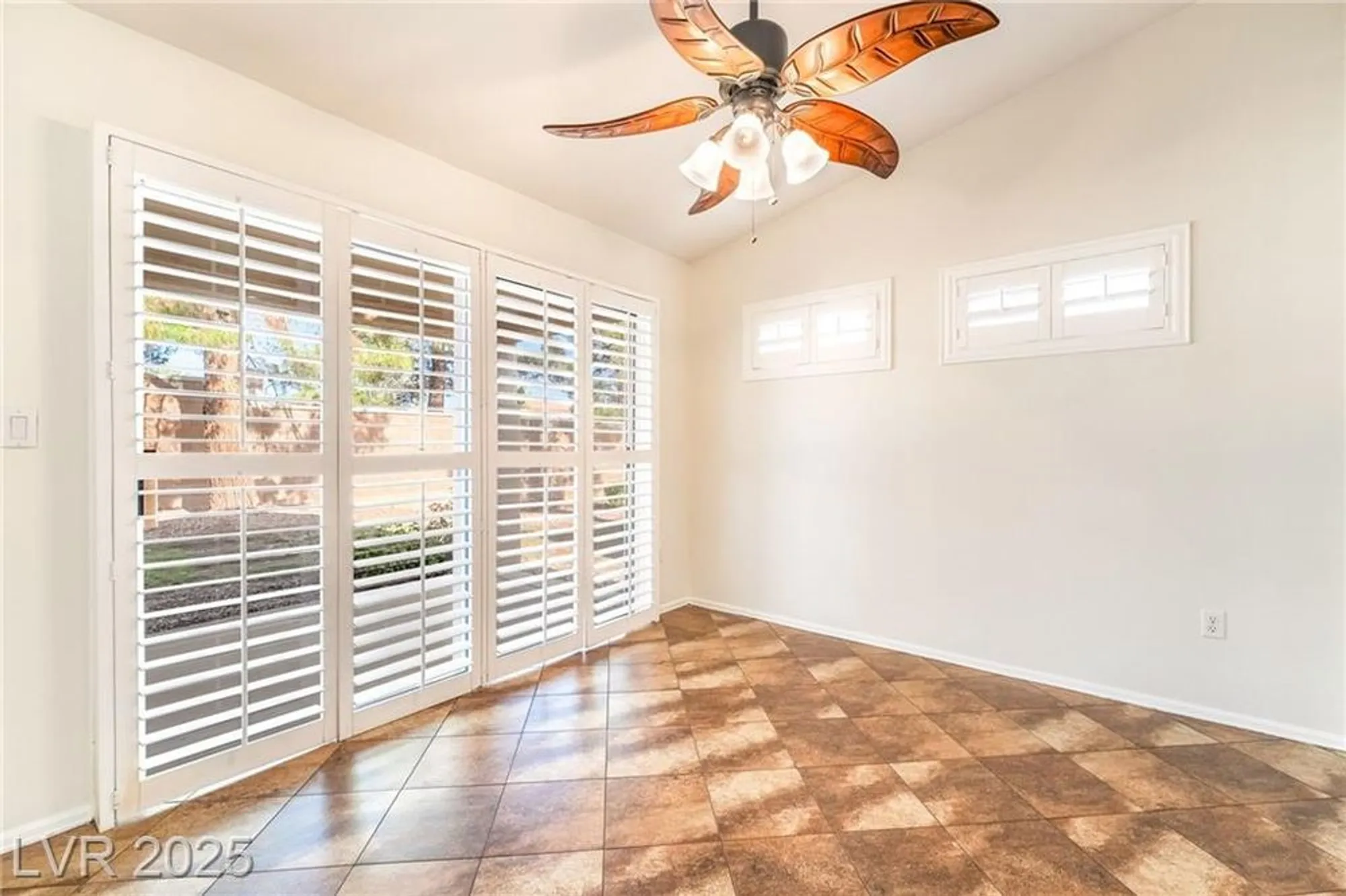 Property Slideshow image 8 of 33 | 445 golden state st, Henderson, NV, 89012