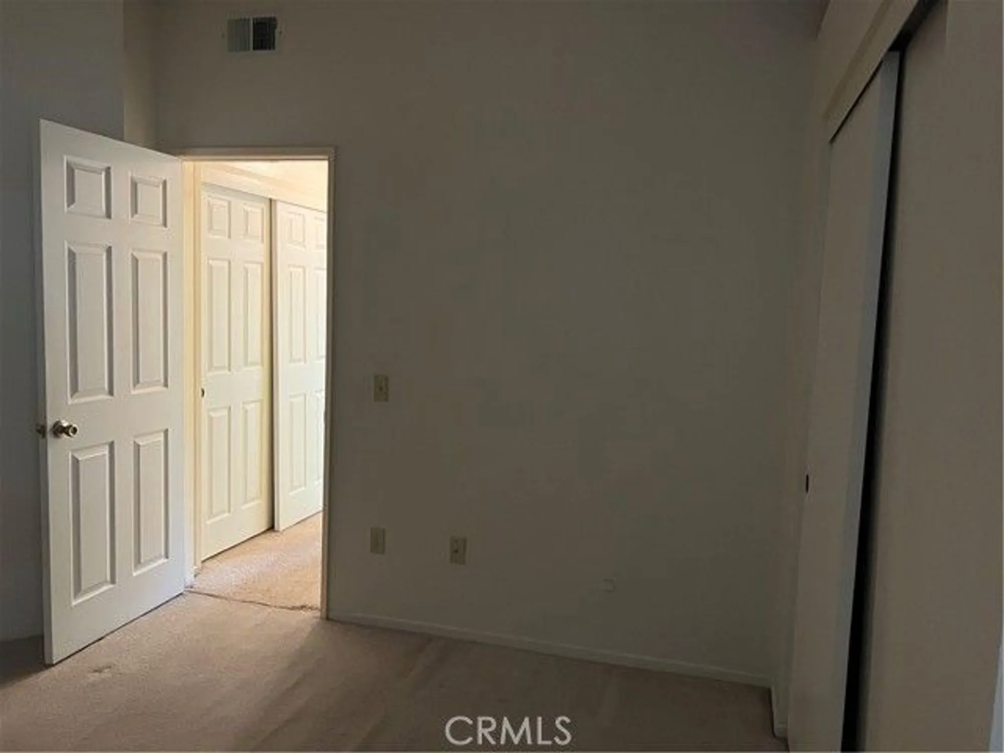 Property Slideshow image 22 of 28 | 19163 palo verde dr, Apple Valley, CA, 92308