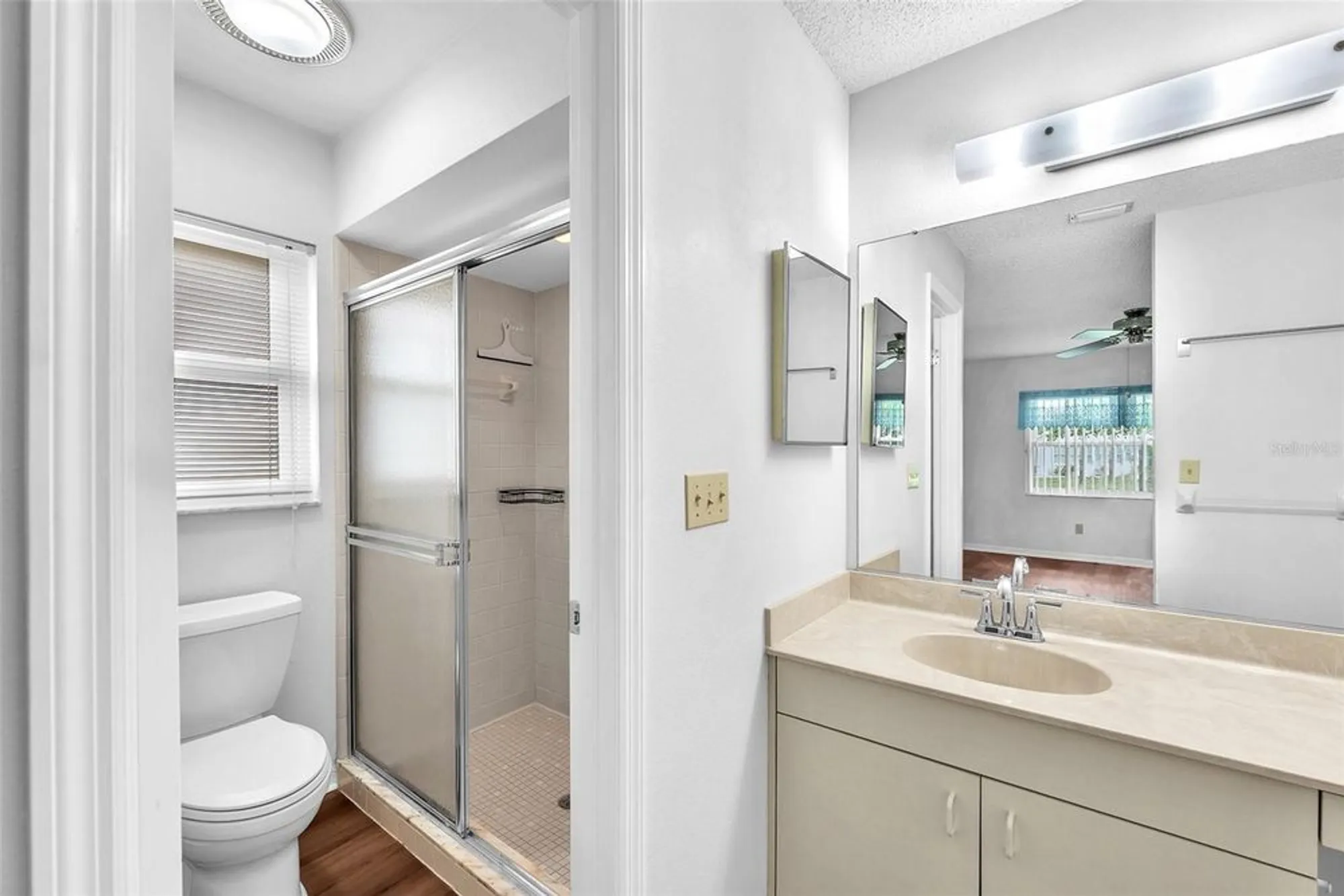 Property Slideshow image 12 of 39 | 904 sun key ct, Sun City Center, FL, 33573