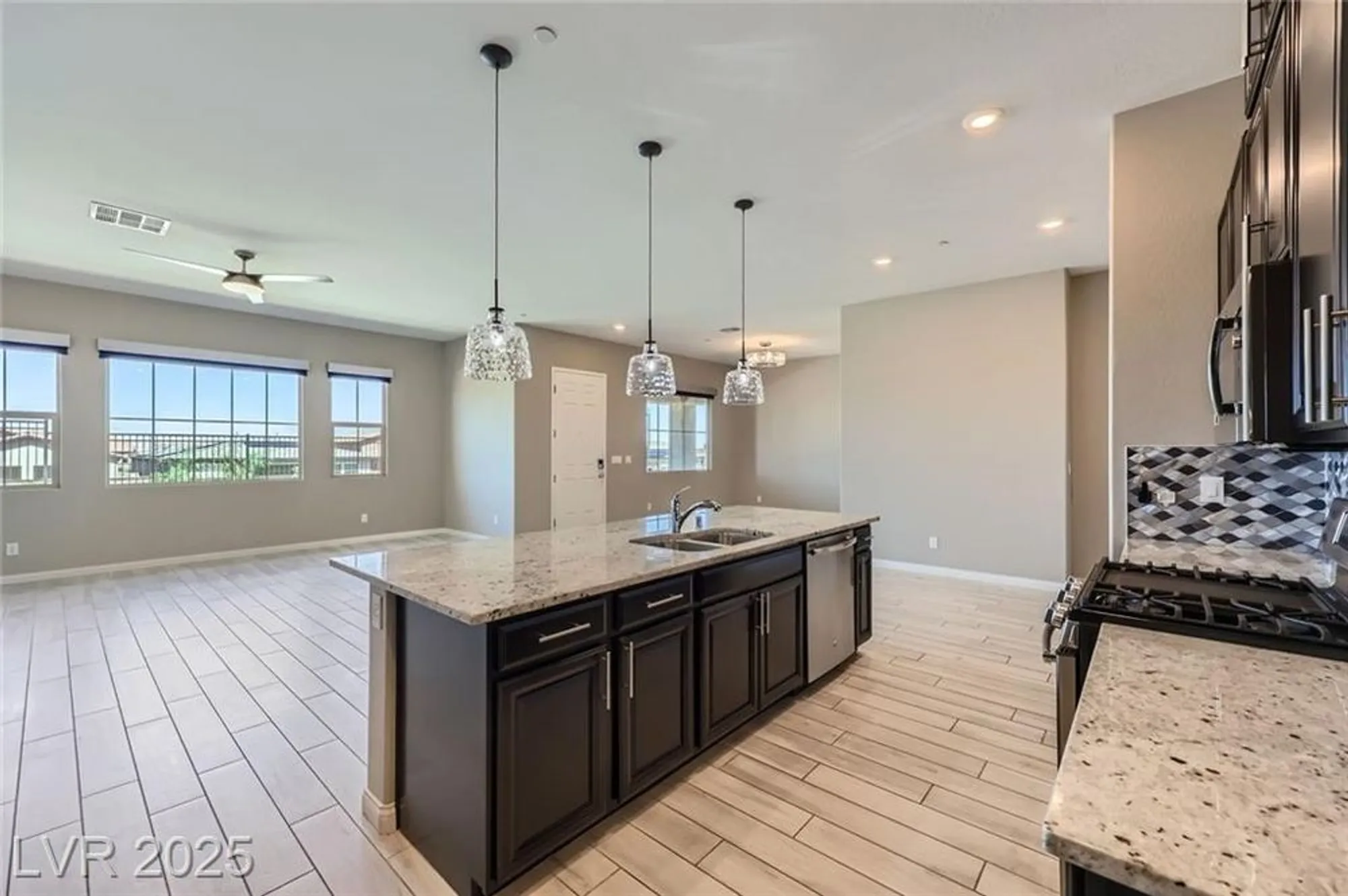 Property Slideshow image 22 of 53 | 738 purple knoll walk, Henderson, NV, 89011