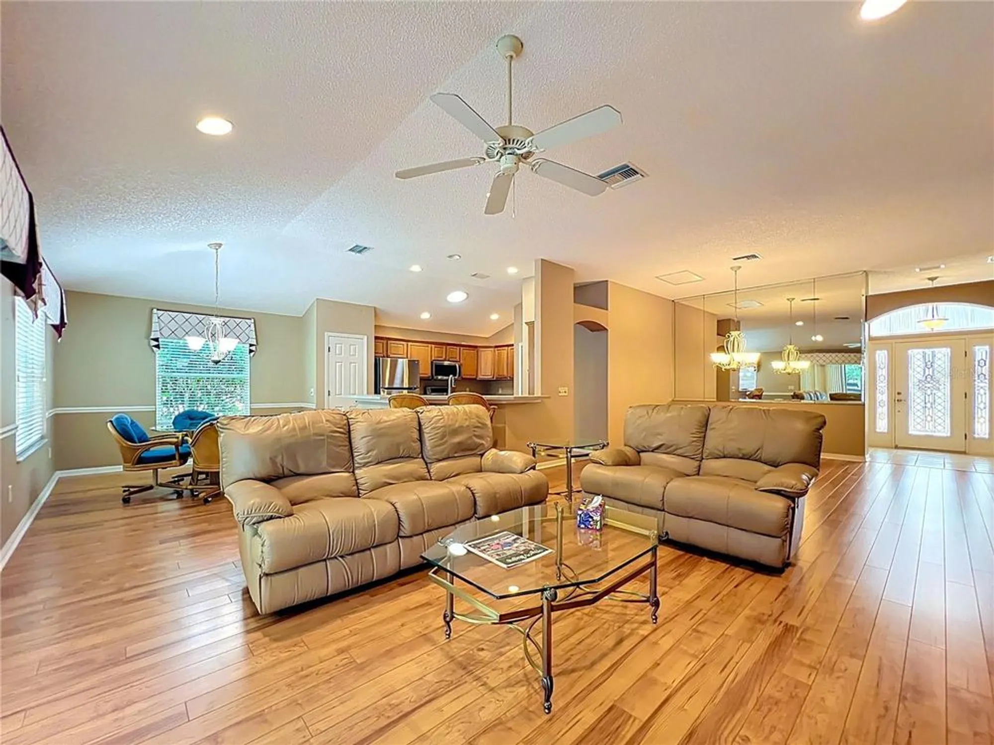 Property Slideshow image 11 of 64 | 16946 se 93rd cuthbert cir, The Villages, FL, 32162