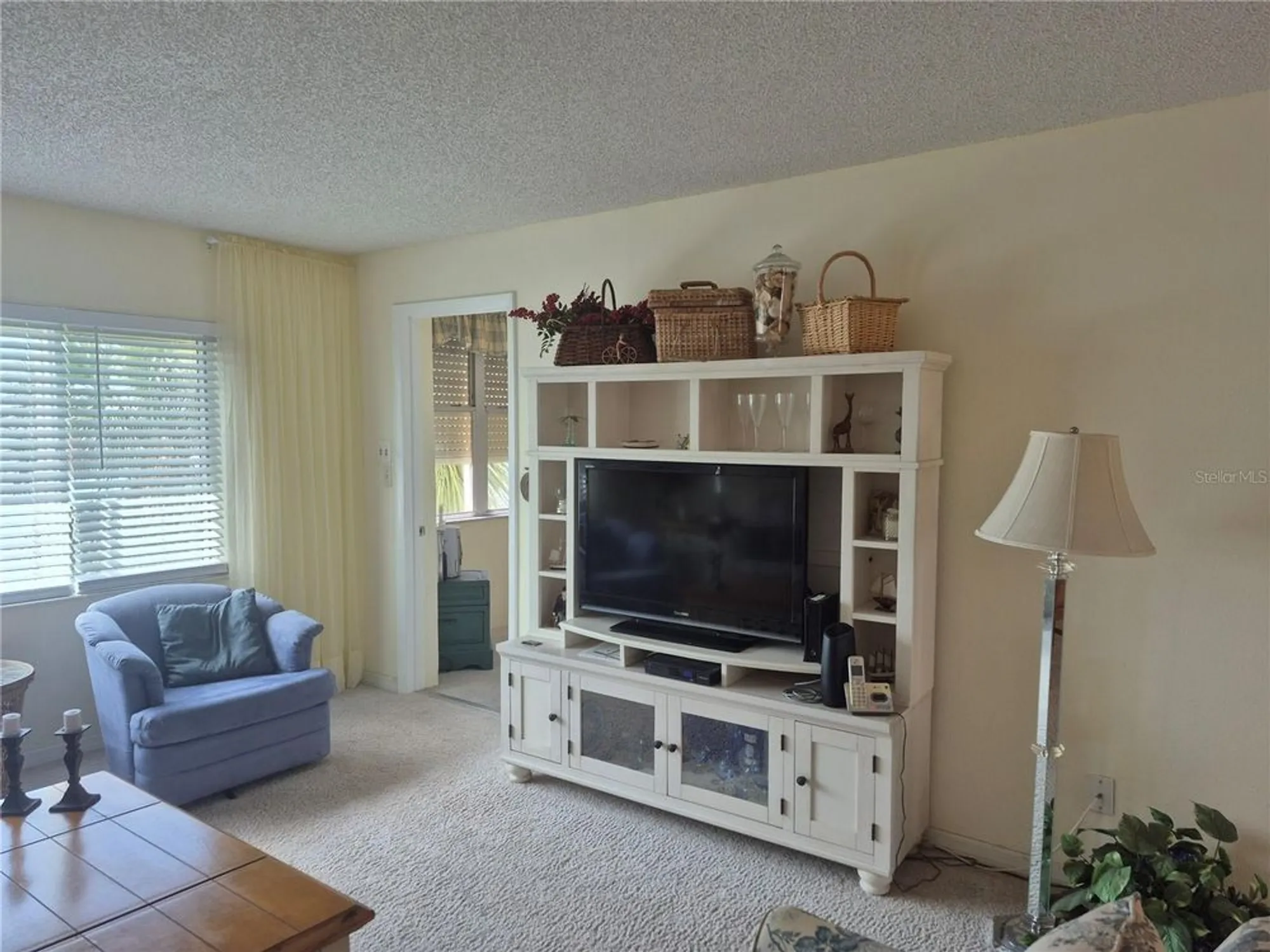 Property Slideshow image 10 of 30 | 4750 cove cir apt 303, St Petersburg, FL, 33708