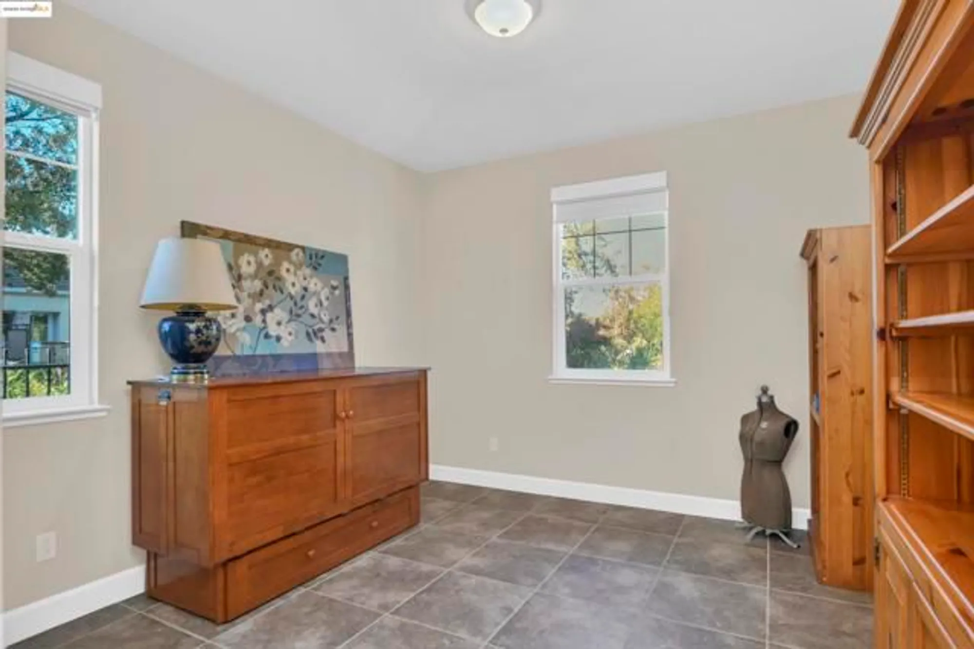 Property Slideshow image 20 of 38 | 353 desert forest ct, Rio Vista, CA, 94571