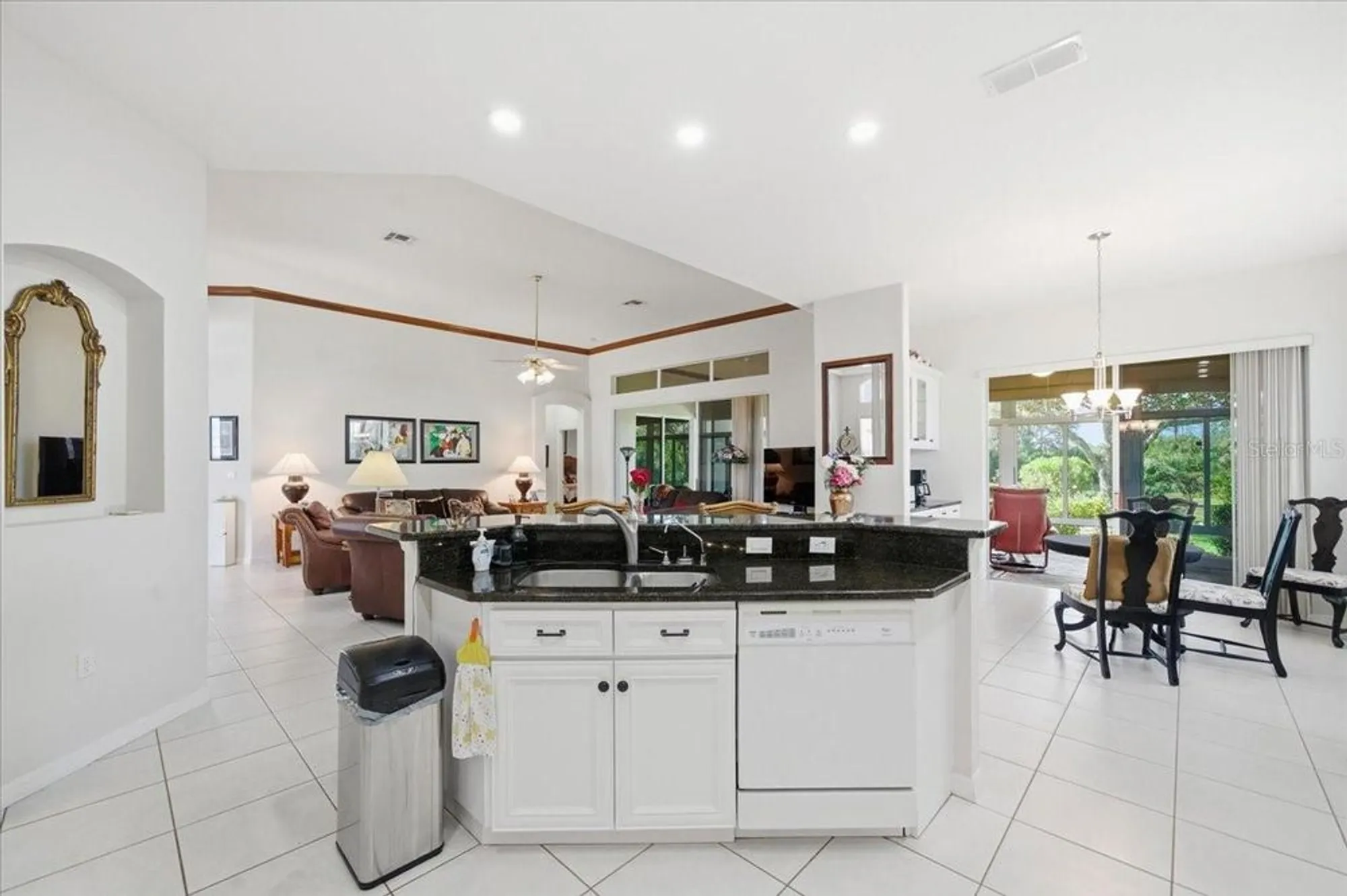Property Slideshow image 18 of 46 | 10051 lenox blvd, Weeki Wachee, FL, 34613