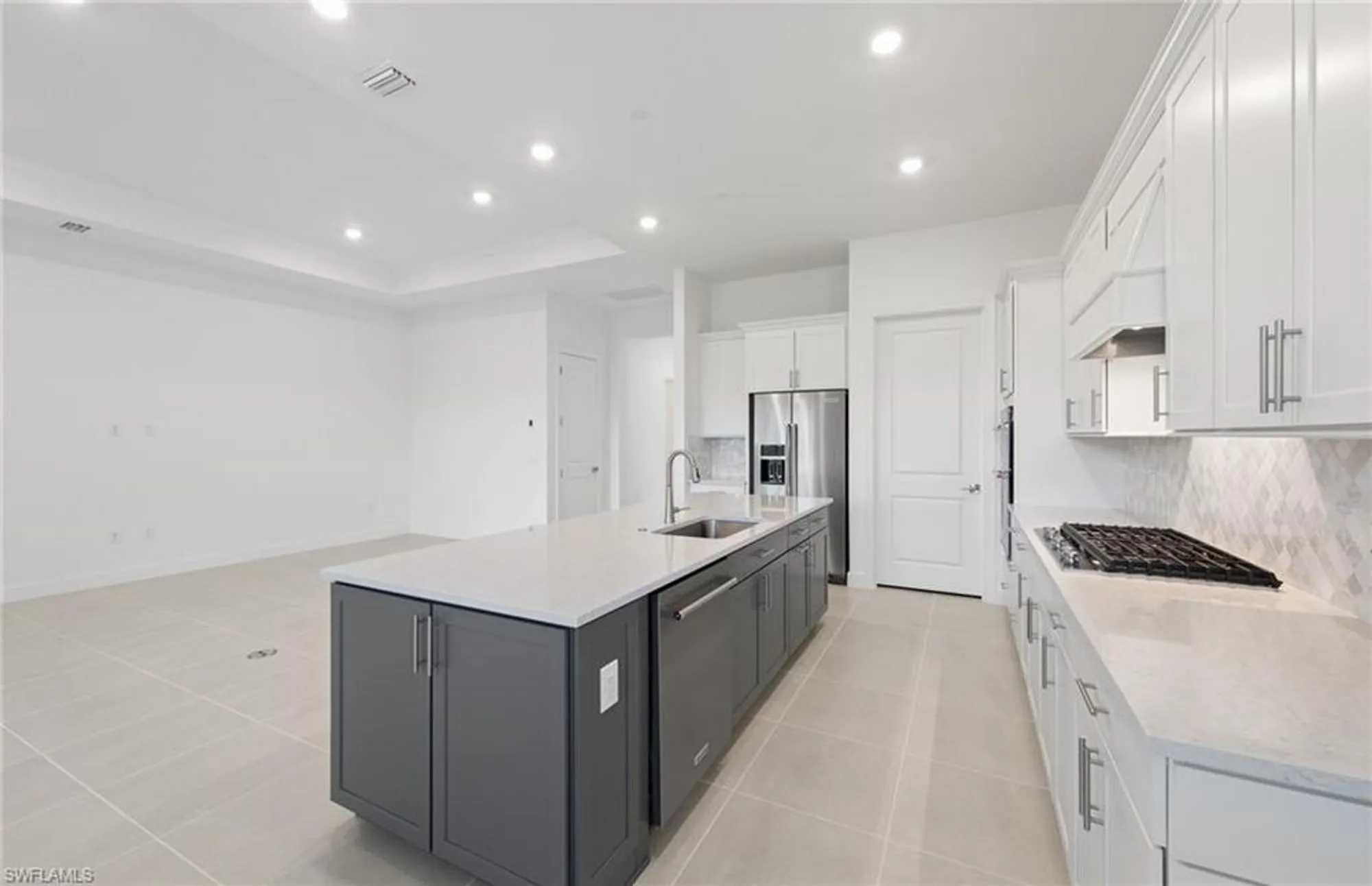 Property Slideshow image 7 of 30 | 12611 quartz dr, Alva, FL, 33920