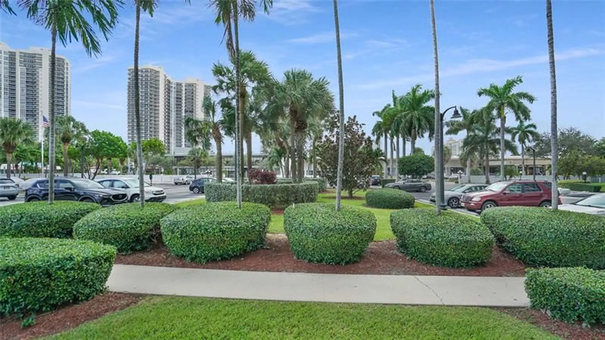Property Slideshow image 2 of 49 | 3333 ne 34th st 109, Fort Lauderdale, FL, 33308