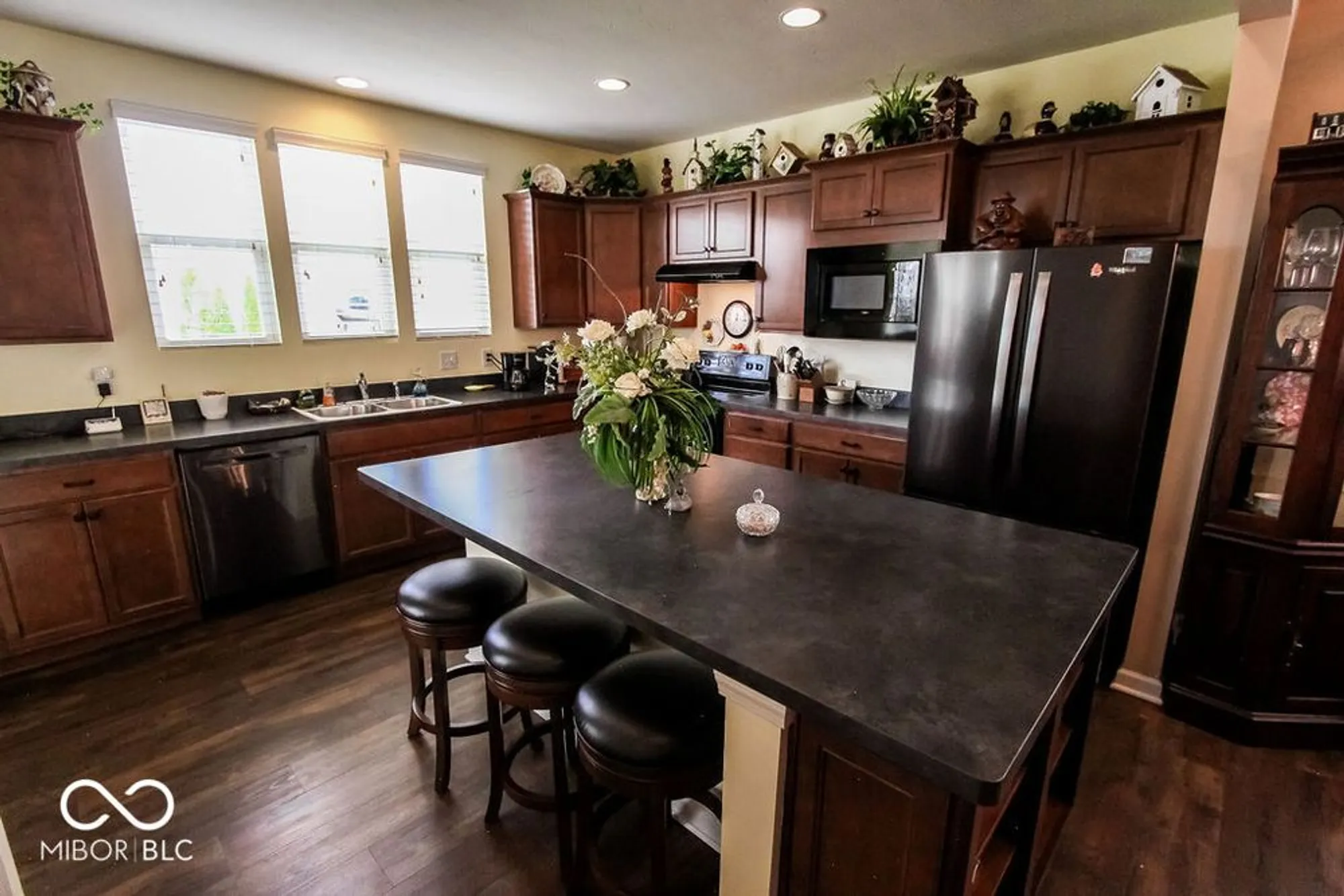 Property Slideshow image 22 of 54 | 12790 arista ln, Fishers, IN, 46037