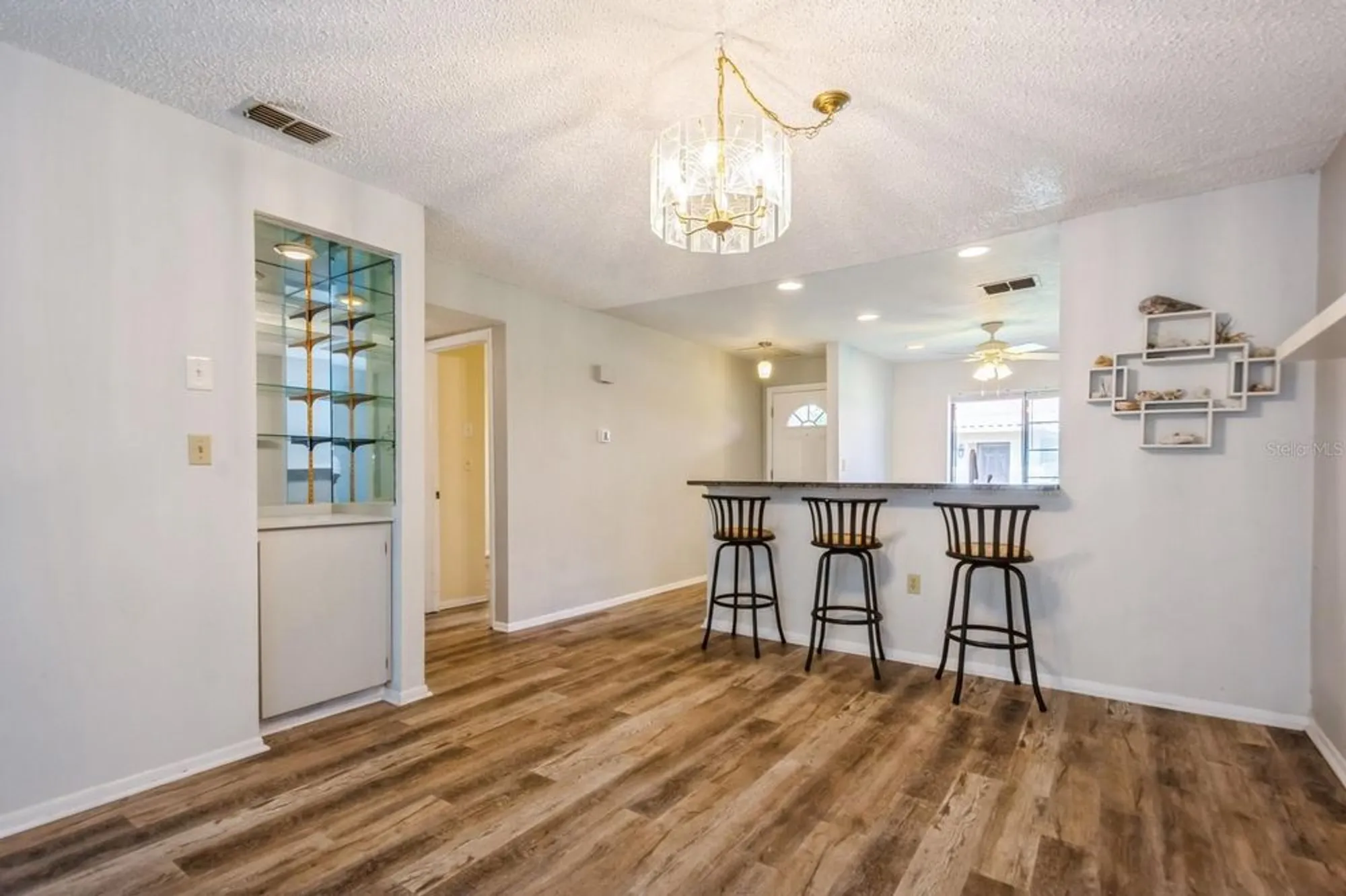 Property Slideshow image 14 of 35 | 19029 us highway 19 n apt 24c, Clearwater, FL, 33764