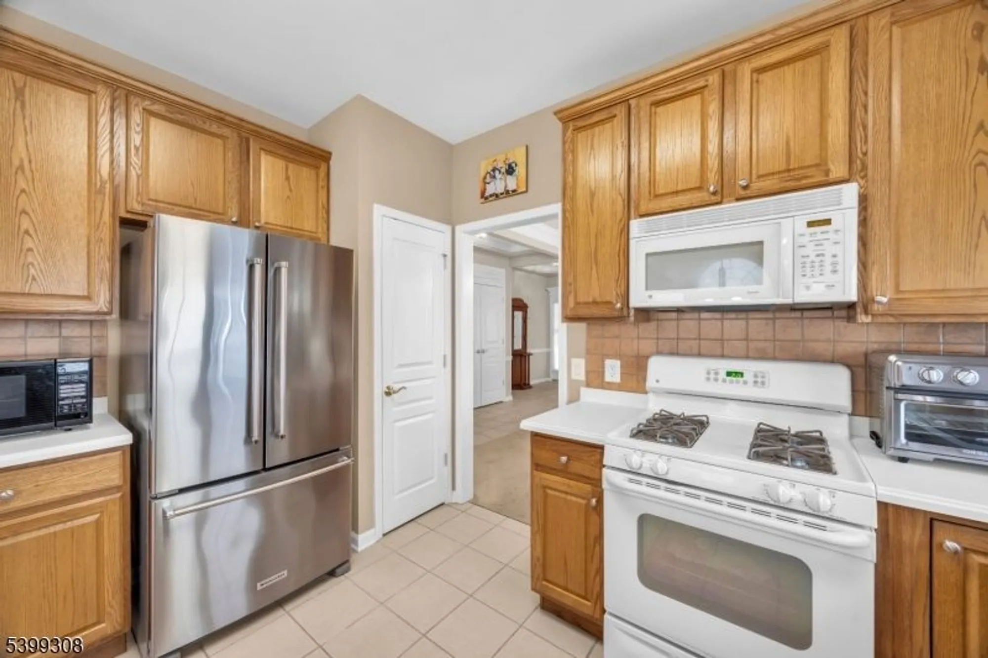 Property Slideshow image 21 of 44 | 324 biltmore ln, Somerset, NJ, 08873