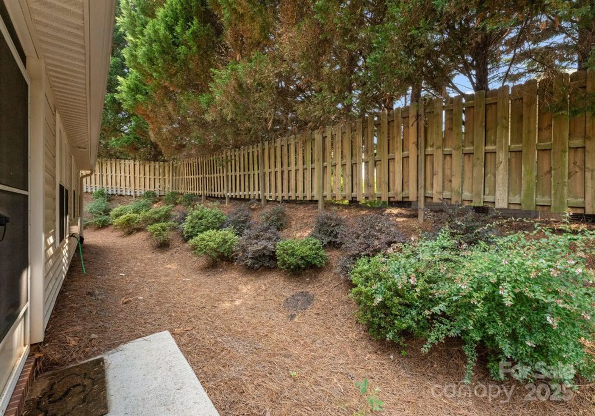 Property Slideshow image 4 of 23 | 110 whitehall dr, Mooresville, NC, 28117