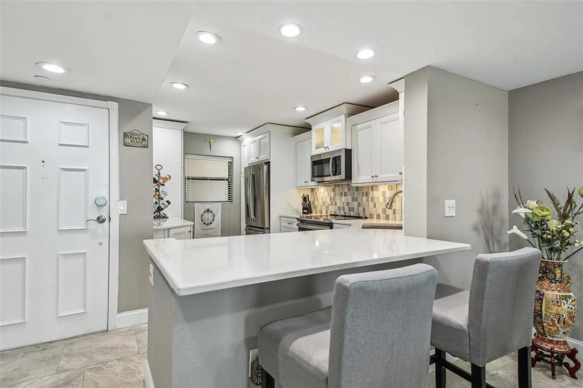 Property Slideshow image 19 of 73 | 7300 sun island dr 1705, South Pasadena, FL, 33707