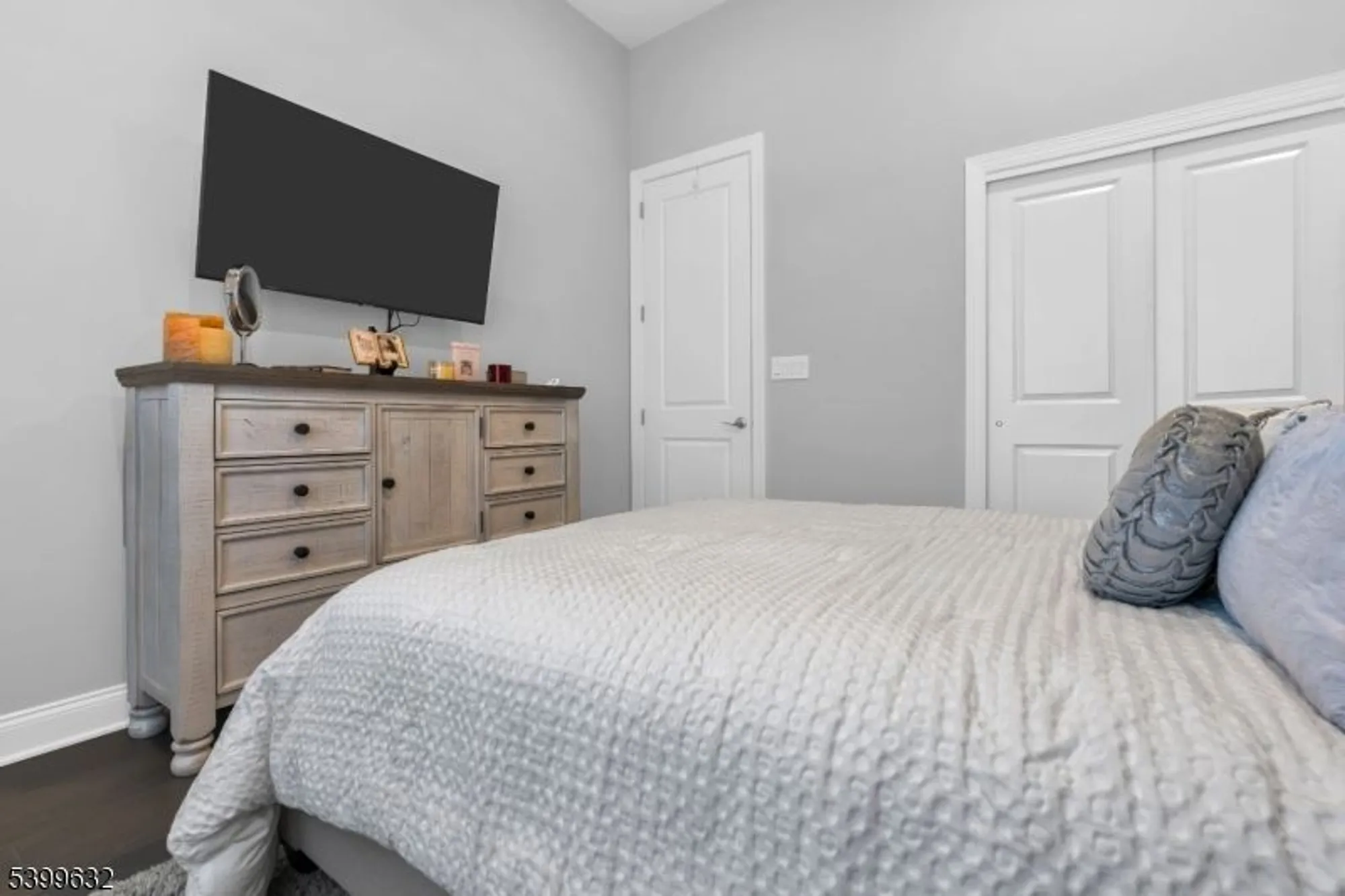 Property Slideshow image 23 of 44 | 48 drake way, Flanders, NJ, 07836