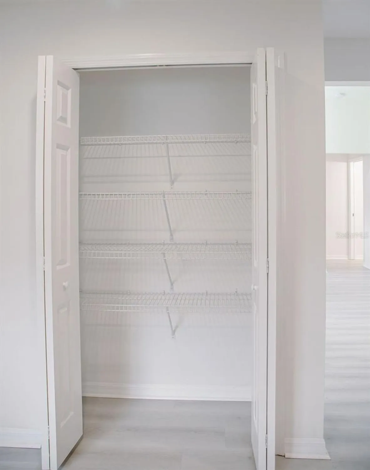 Property Slideshow image 15 of 45 | 231 lake suzanne dr, Lake Wales, FL, 33859